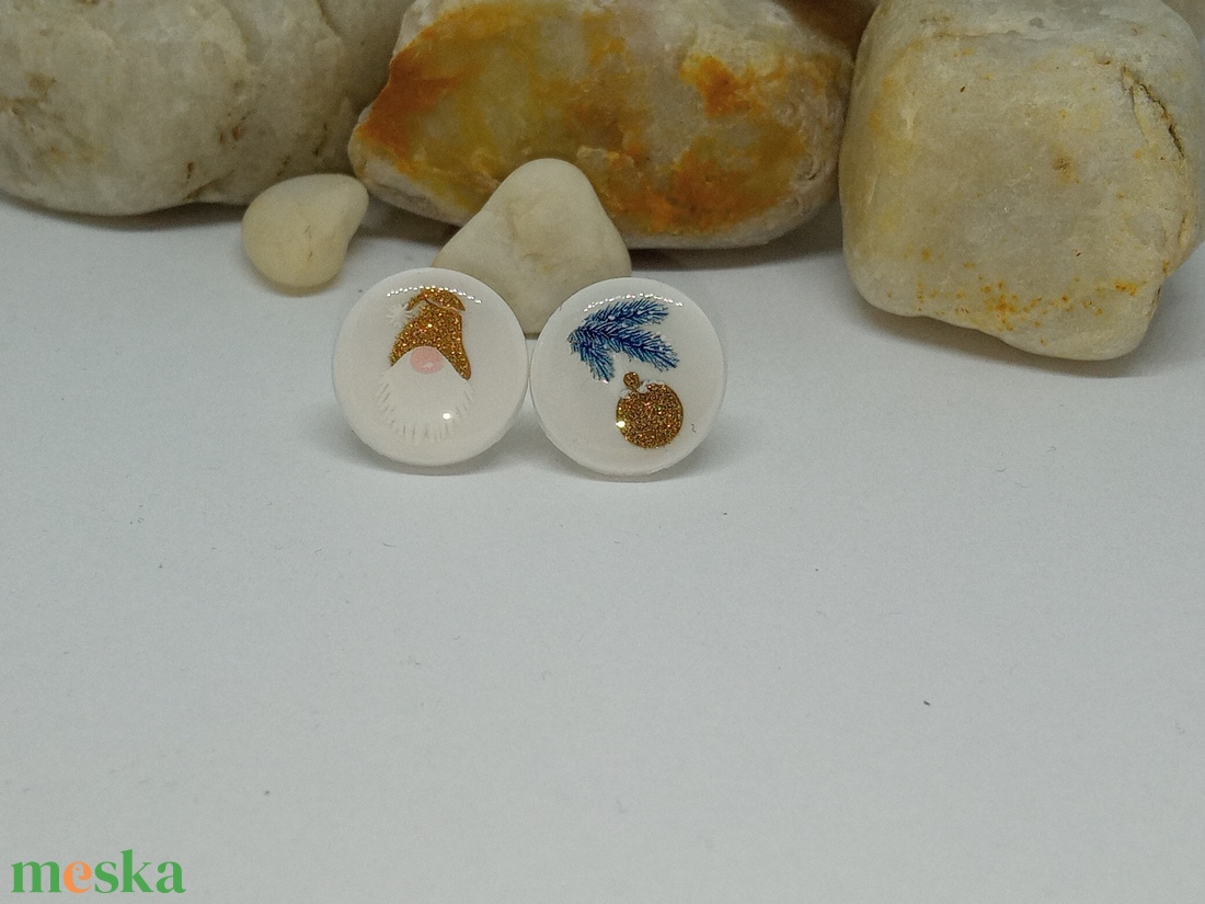 Manó mintás bedugós fülbevaló  - ékszer - fülbevaló - klipsz - Meska.hu