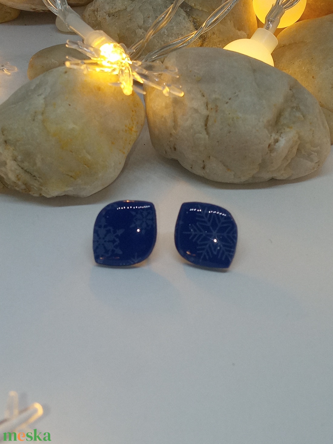 Karácsonyi mintás bedugós fülbevaló  - ékszer - fülbevaló - klipsz - Meska.hu