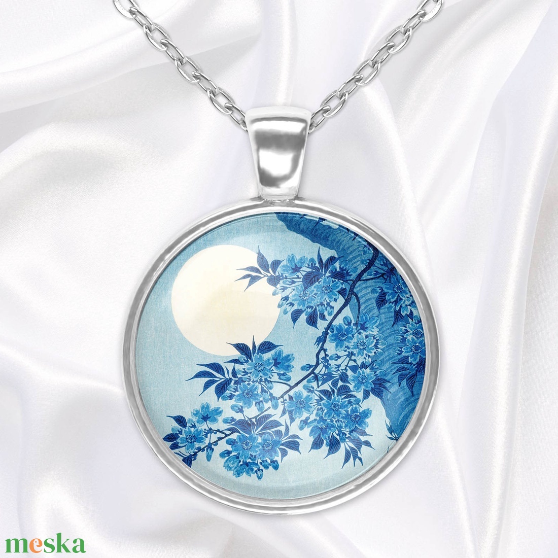 Kék üveglencsés medál teliholddal - ékszer - nyaklánc - medál - Meska.hu