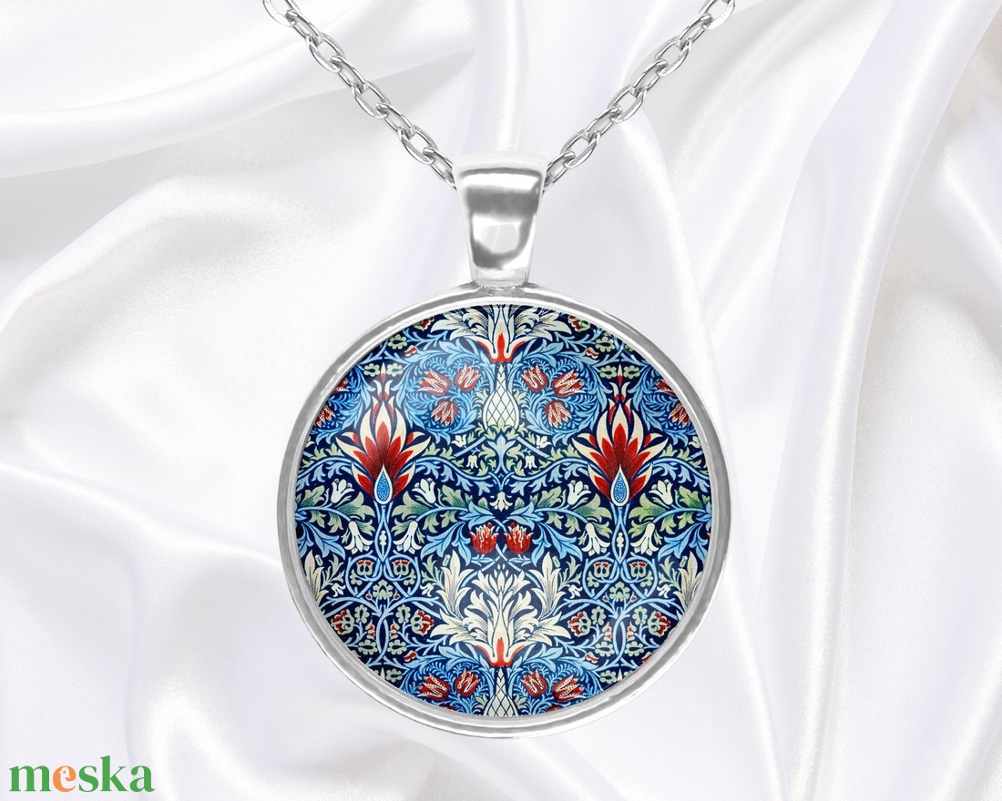 Kék-piros üveglencsés medál William Morris-mintával - ékszer - nyaklánc - medálos nyaklánc - Meska.hu Kék-piros üveglencsés medál William Morris-mintával - ékszer - nyaklánc - medálos nyaklánc - Meska.hu