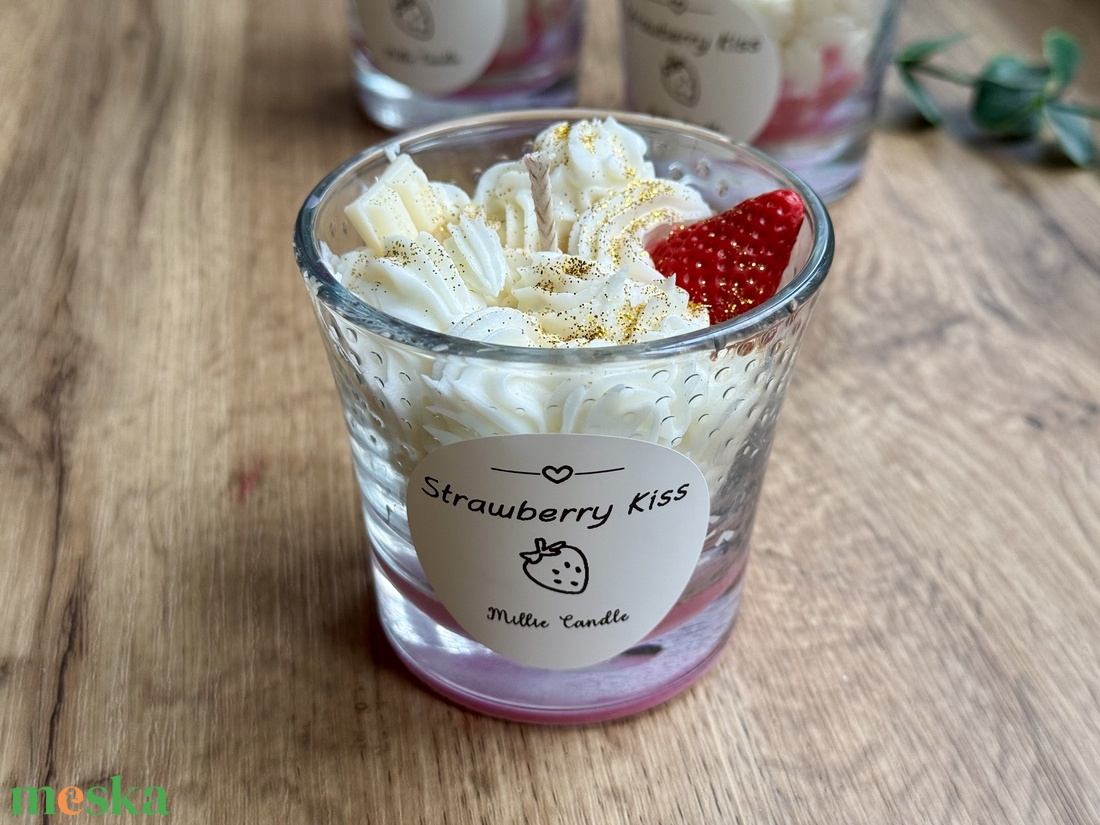 Strawberry Kiss - kézműves Valentin-napi szójagyertya - otthon & életmód - gyertya, illat, aroma - gyertya - Meska.hu