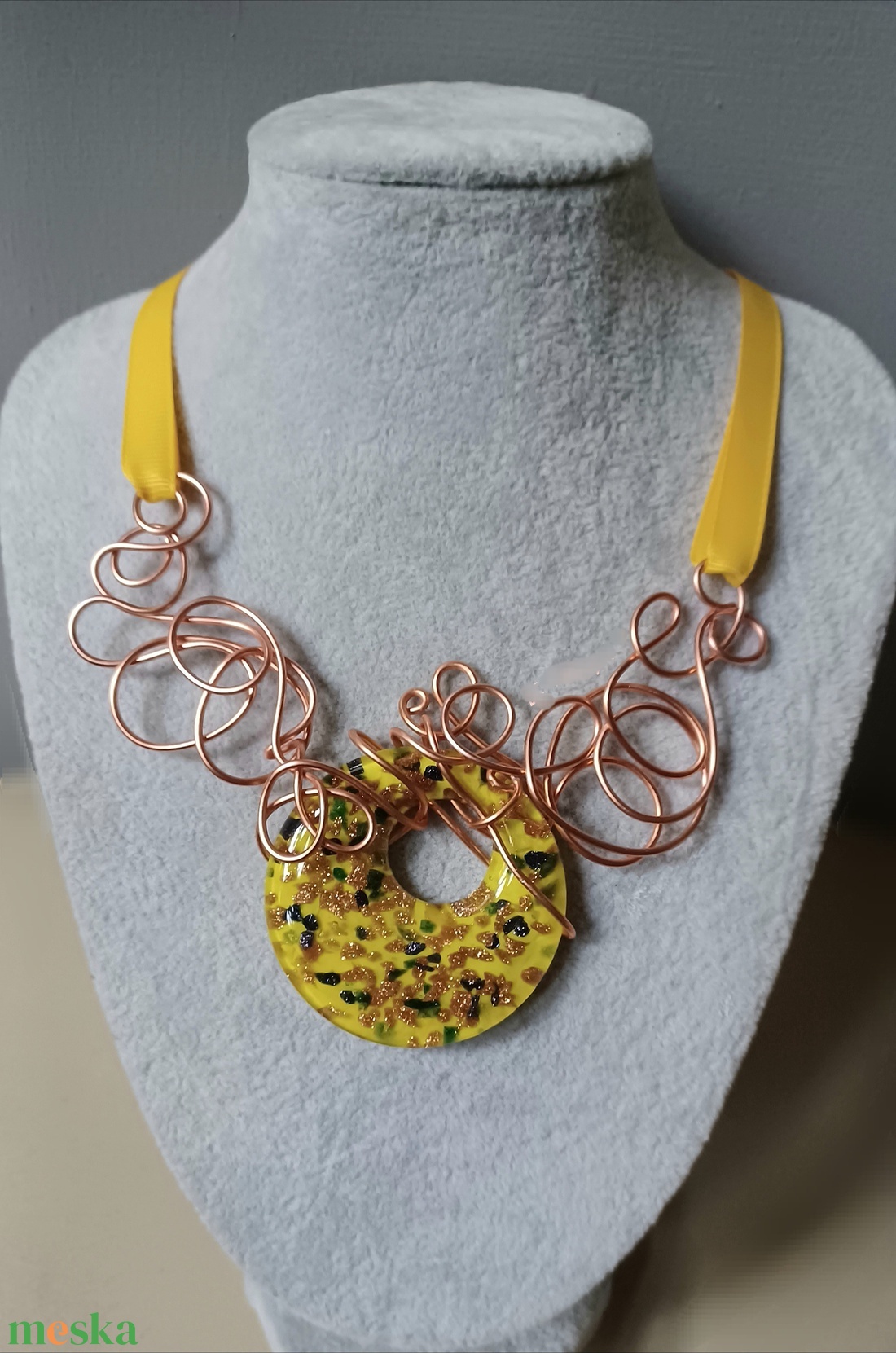 táncoló napkorong - ékszer - nyaklánc - medál - Meska.hu