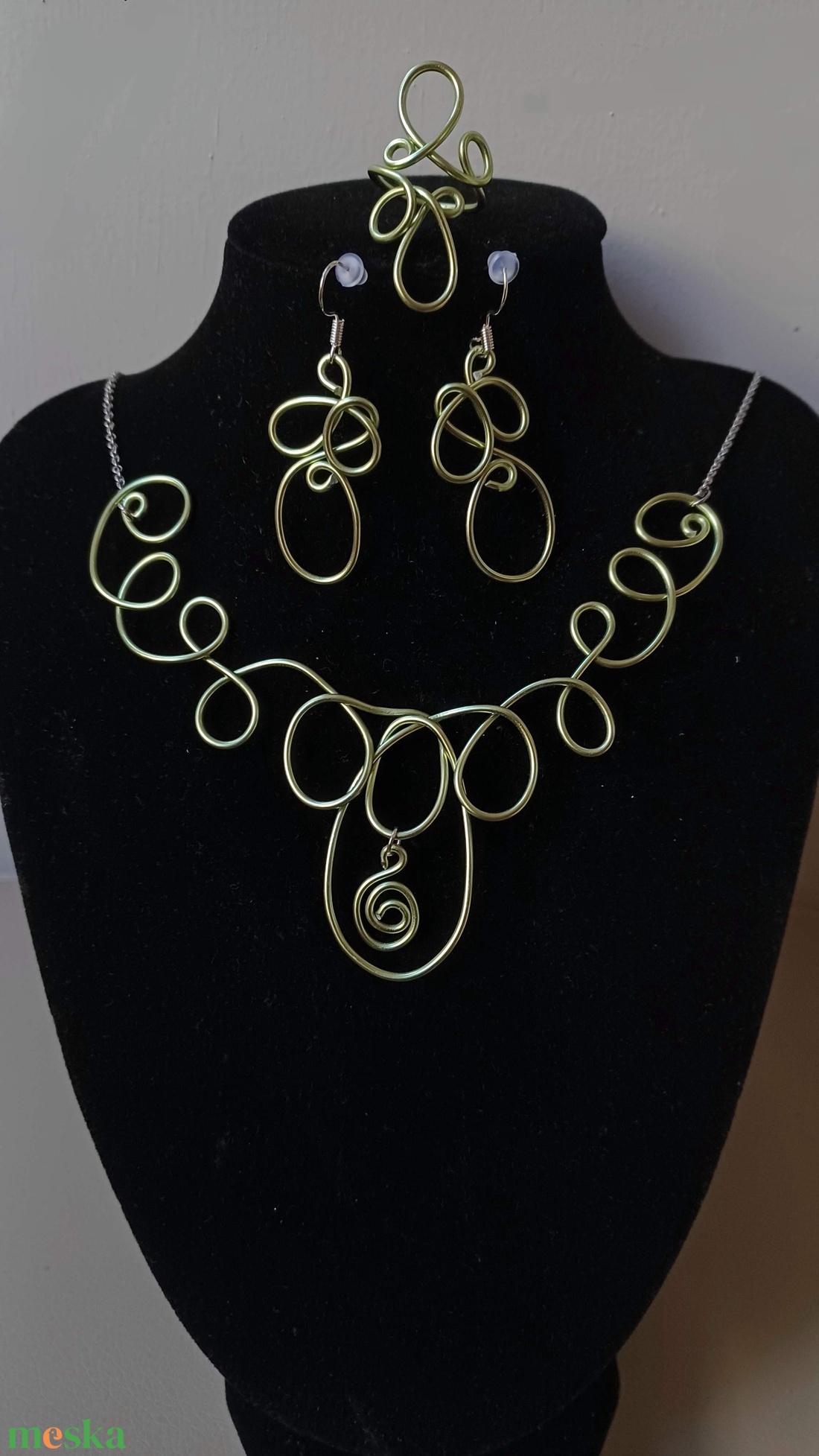 Tekerem zöldben - ékszer - ékszerszett - Meska.hu