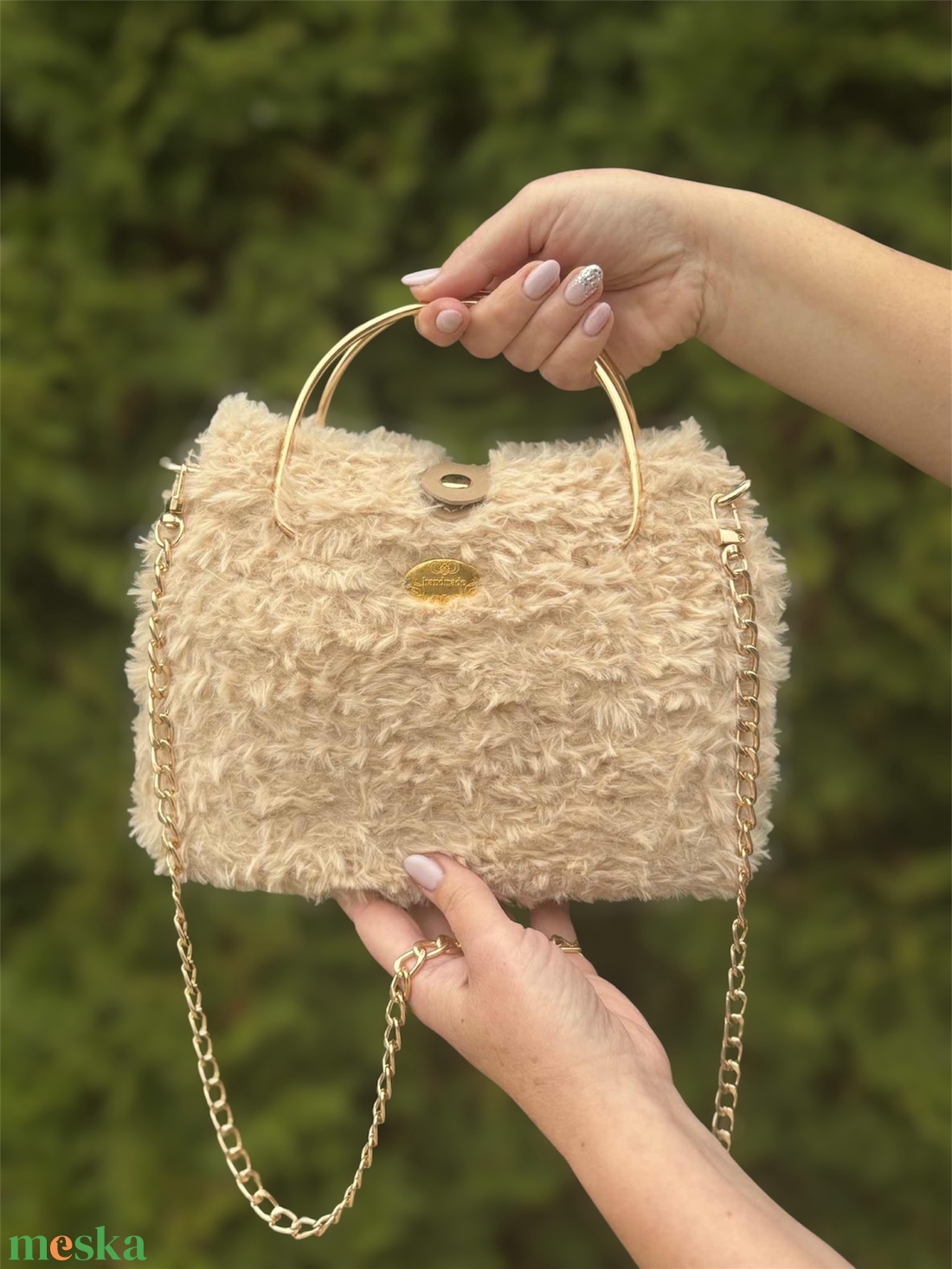 Horgolt szőrmés táska - táska & tok - kézitáska & válltáska - alkalmi táska - Meska.hu