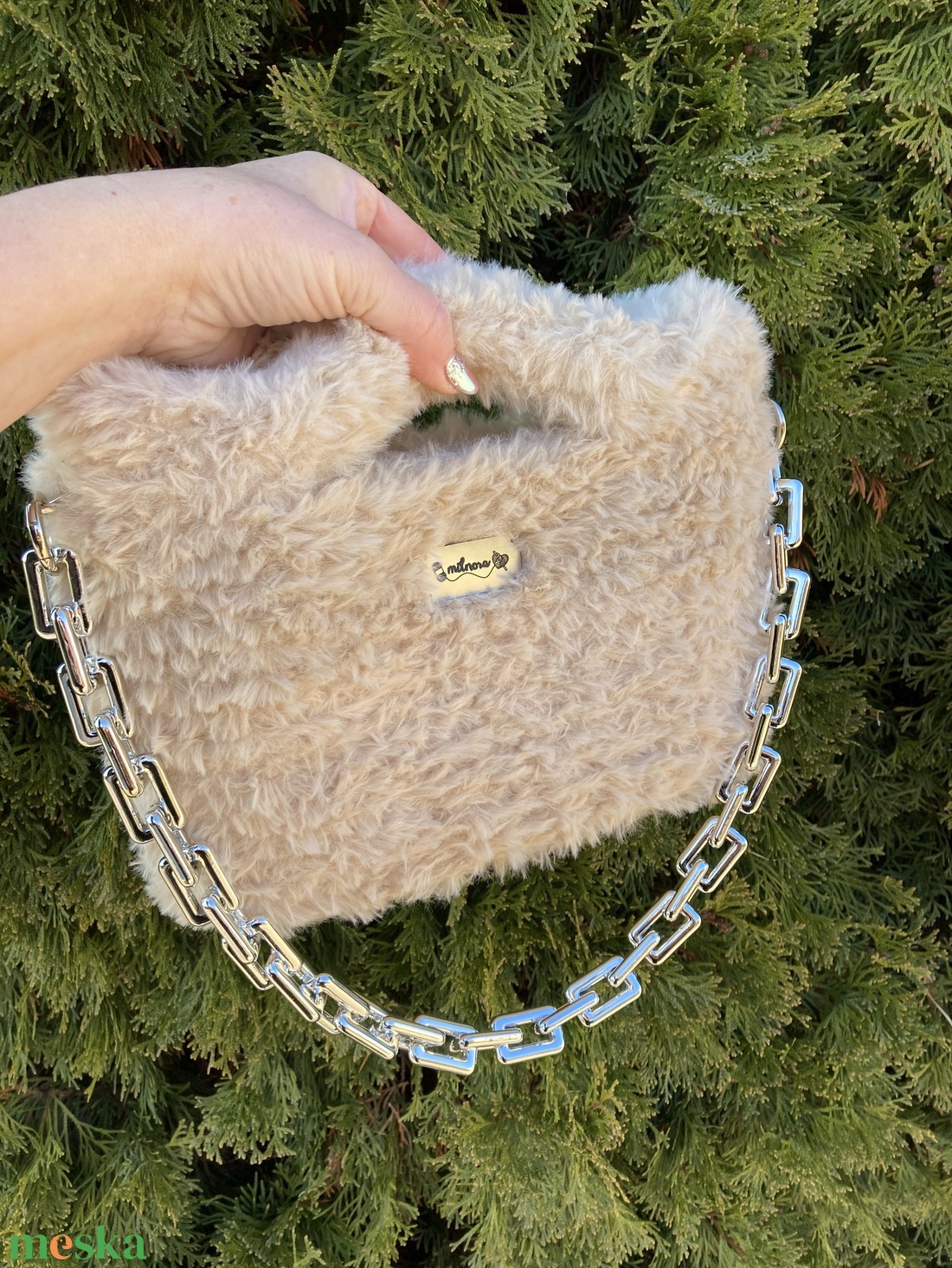 Szőrmés táska - táska & tok - kézitáska & válltáska - belső rendező - Meska.hu