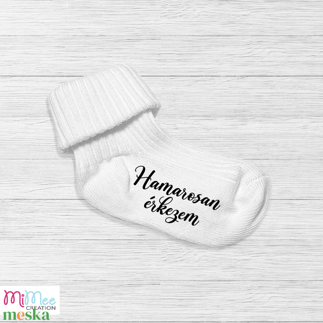 Hamarosan érkezem baba bejelentő zokni - ruha & divat - babaruha & gyerekruha - babafotózási ruha és kellék - Meska.hu Hamarosan érkezem baba bejelentő zokni - ruha & divat - babaruha & gyerekruha - babafotózási ruha és kellék - Meska.hu