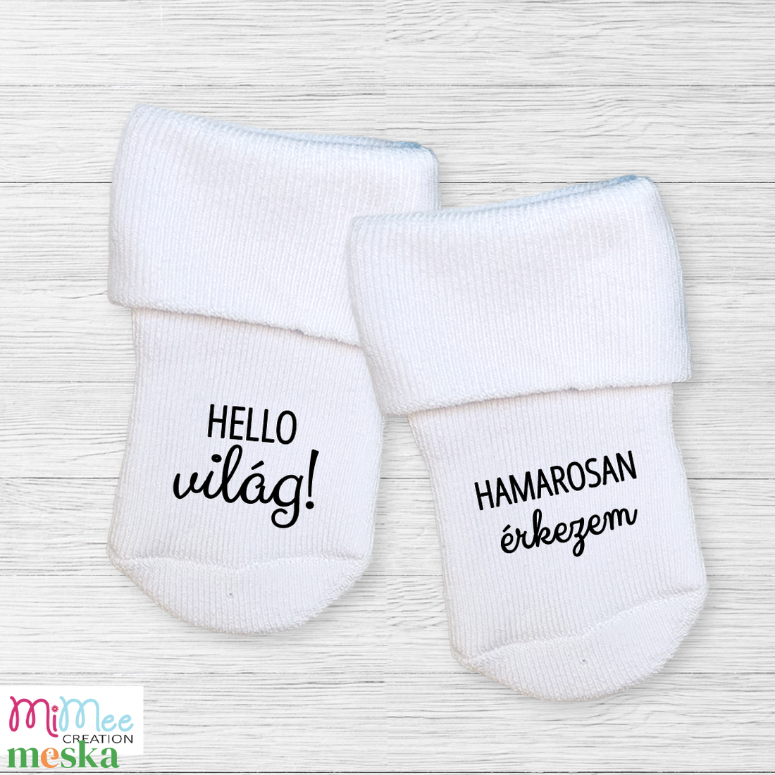 Hello világ! Hamarosan érkezem baba bejelentő zokni, babazokni - ruha & divat - babaruha & gyerekruha - babafotózási ruha és kellék - Meska.hu Hello világ! Hamarosan érkezem baba bejelentő zokni, babazokni - ruha & divat - babaruha & gyerekruha - babafotózási ruha és kellék - Meska.hu