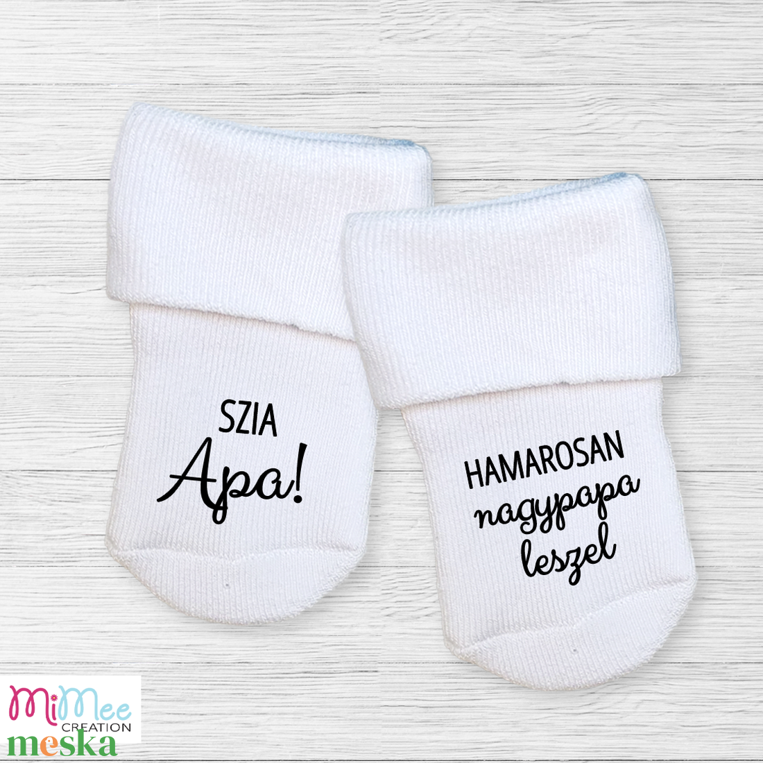 Baba bejelentő zokni, bababejelentő ajándék nagypapáknak - ruha & divat - babaruha & gyerekruha - babafotózási ruha és kellék - Meska.hu Baba bejelentő zokni, bababejelentő ajándék nagypapáknak - ruha & divat - babaruha & gyerekruha - babafotózási ruha és kellék - Meska.hu