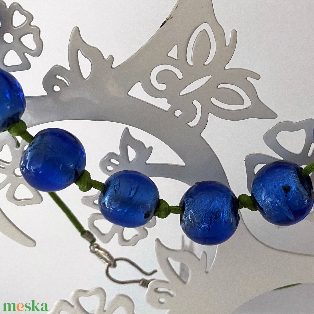 Ragyogó kék üveg gyöngysor nyakék - ékszer - nyaklánc - gyöngyös nyaklánc - Meska.hu