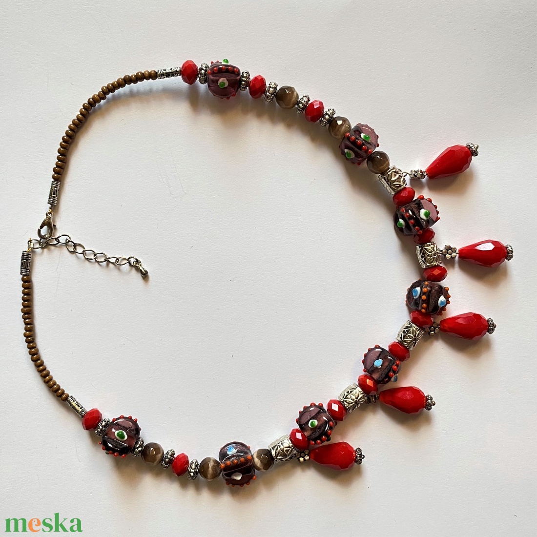 Barnapiros üveggyöngyös nyakék - ékszer - nyaklánc - gyöngyös nyaklánc - Meska.hu