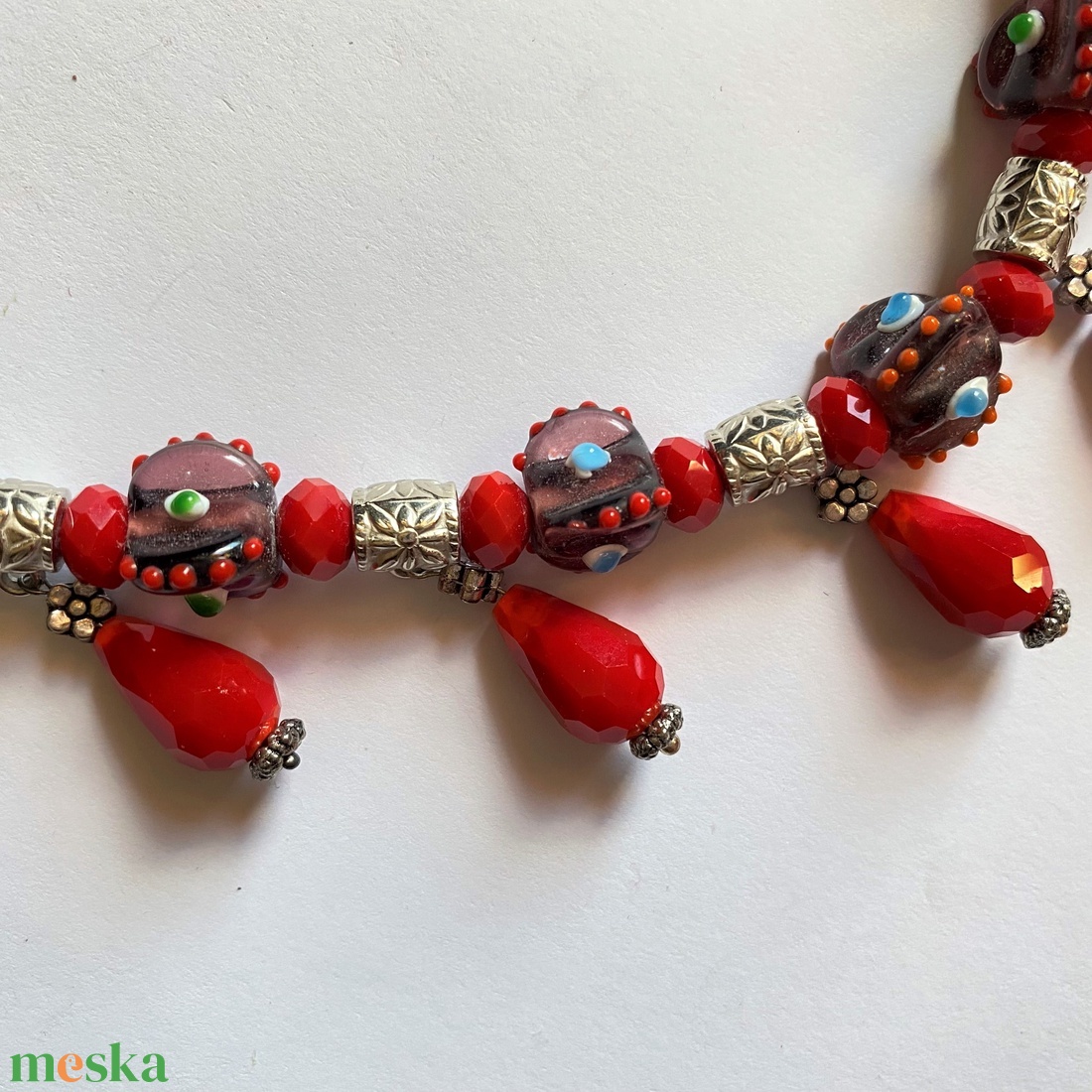 Barnapiros üveggyöngyös nyakék - ékszer - nyaklánc - gyöngyös nyaklánc - Meska.hu