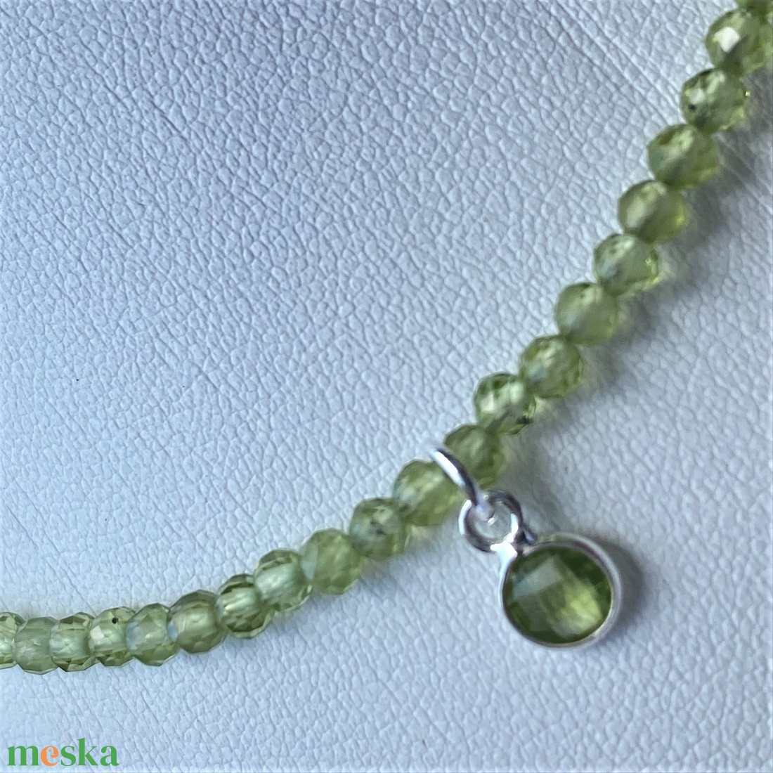 Peridot nyakék peridot medállal - ékszer - nyaklánc - medálos nyaklánc - Meska.hu