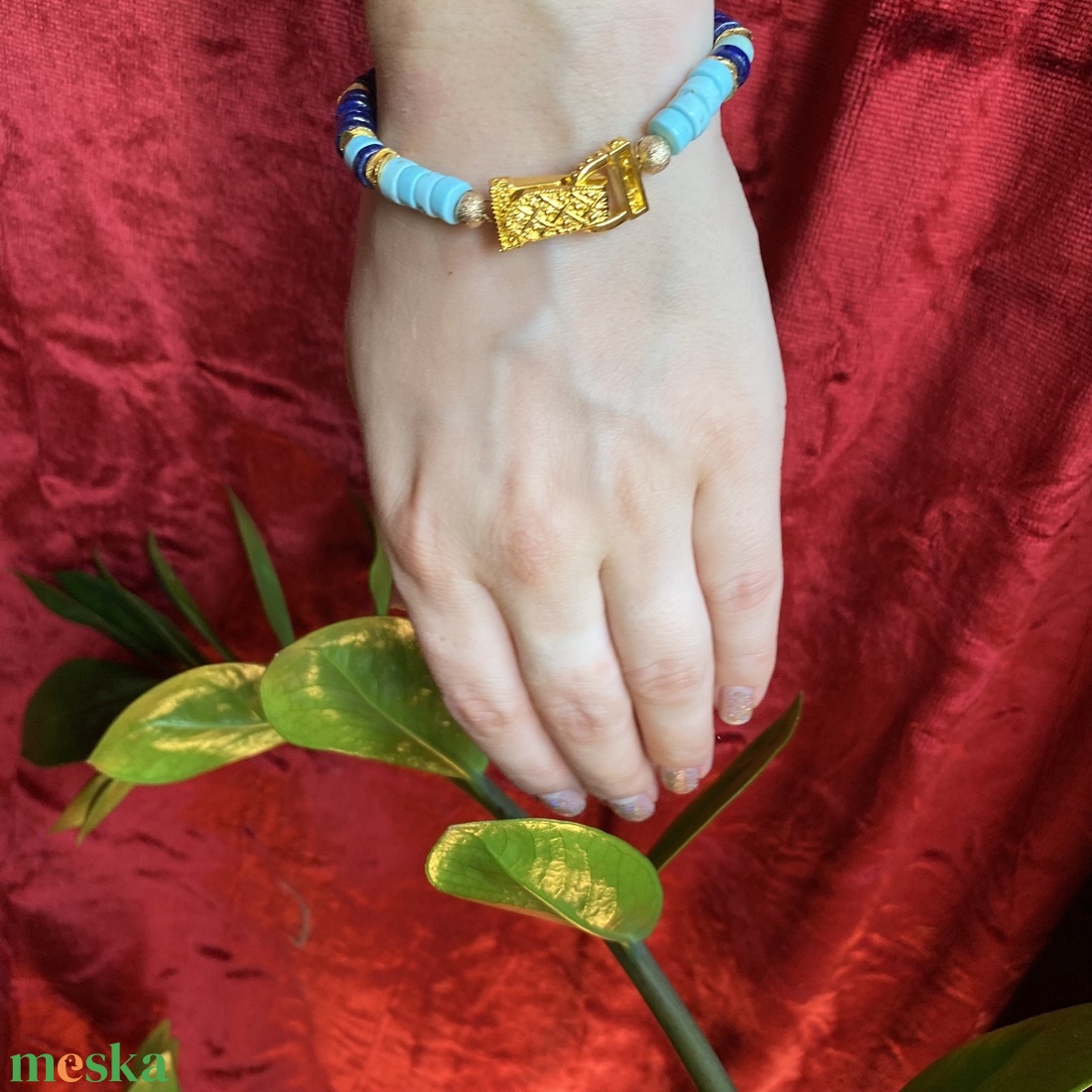 Heishi karkötő lapis lazuli, türkiz és vörös jáde gyöngyökből - ékszer - karkötő - gyöngyös karkötő - Meska.hu Heishi karkötő lapis lazuli, türkiz és vörös jáde gyöngyökből - ékszer - karkötő - gyöngyös karkötő - Meska.hu