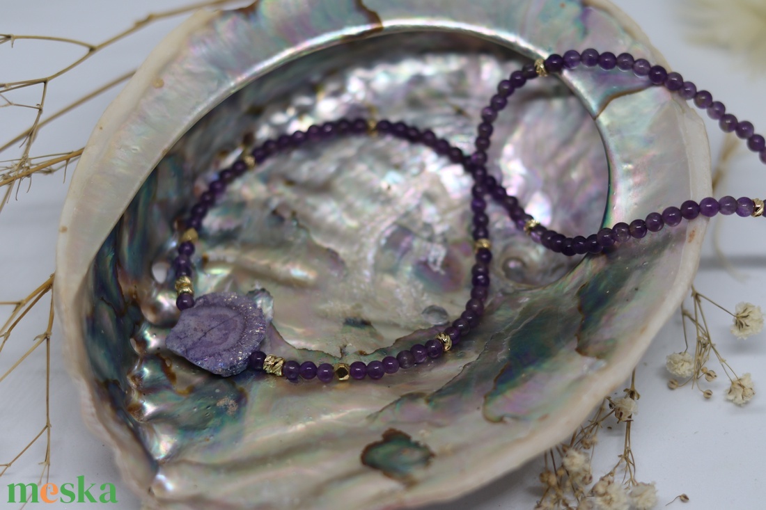 Ametiszt nyakék geódával - ékszer - nyaklánc - medál nélküli nyaklánc - Meska.hu