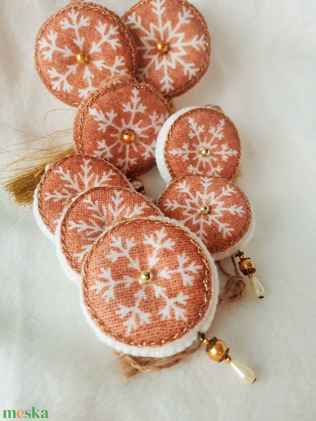 Barna hópelyhes karácsonyi díszek - karácsony - karácsonyi lakásdekoráció - karácsonyfadíszek - Meska.hu