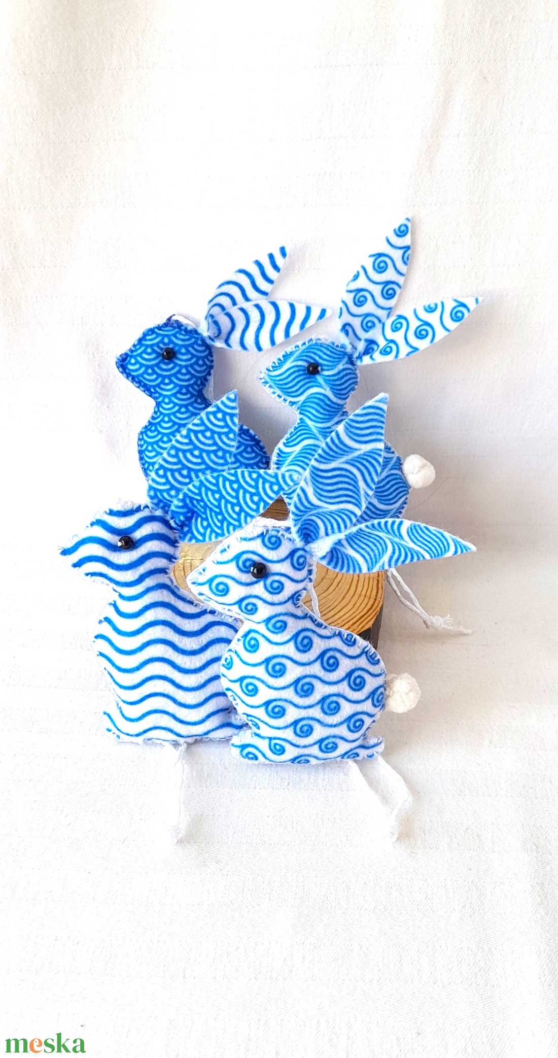 Királykék húsvéti nyuszik . - otthon & életmód - dekoráció - fali és függő dekoráció - függődísz - Meska.hu