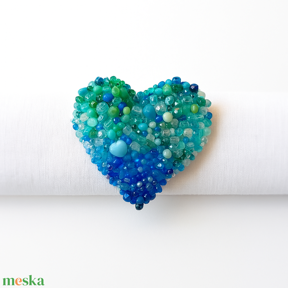 Kitűző - zöld, kék, türkiz. - ékszer - kitűző és bross - Meska.hu Kitűző - zöld, kék, türkiz. - ékszer - kitűző és bross - Meska.hu