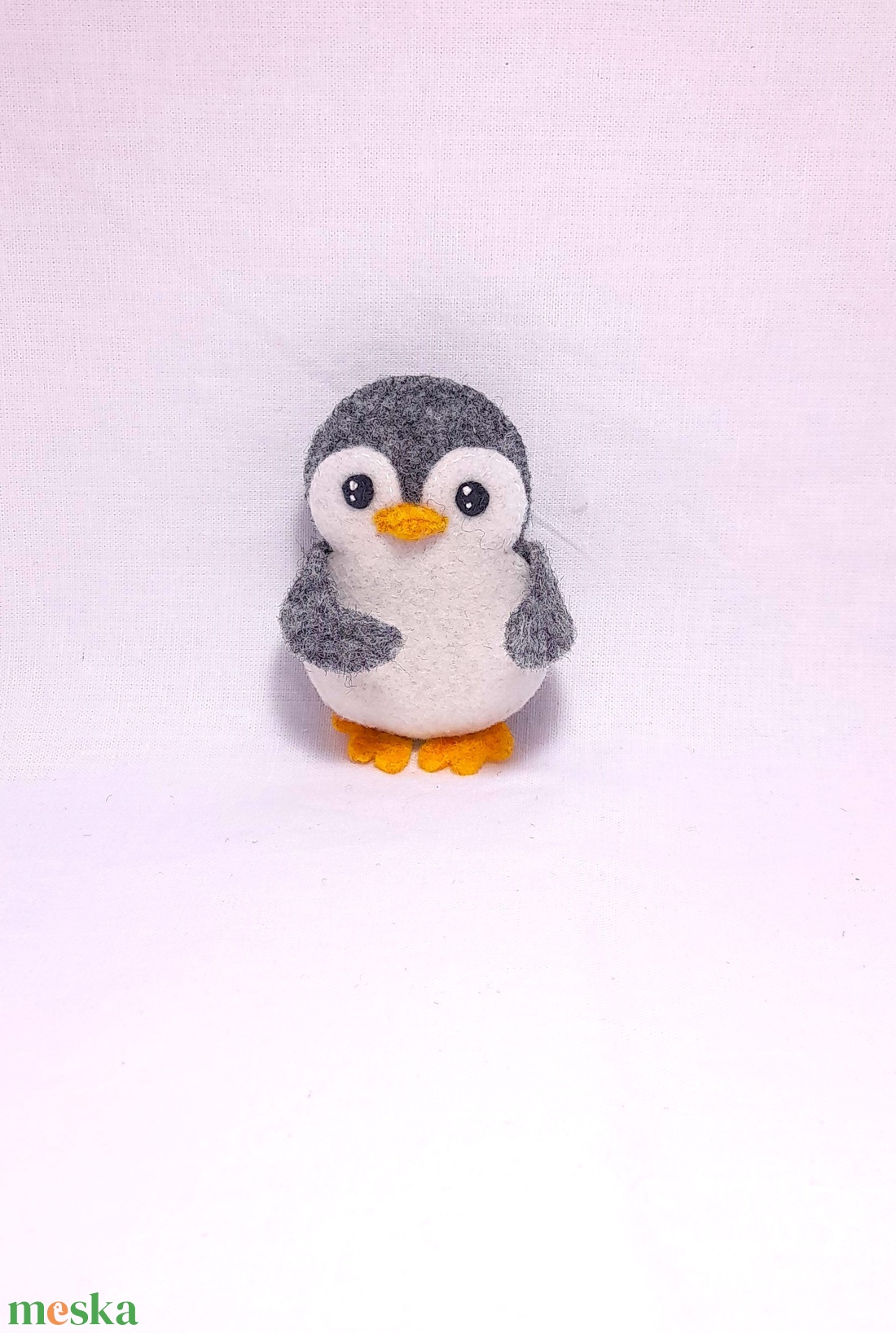 Vidám szines pingvinek - szürke. - otthon & életmód - dekoráció - fali és függő dekoráció - függődísz - Meska.hu