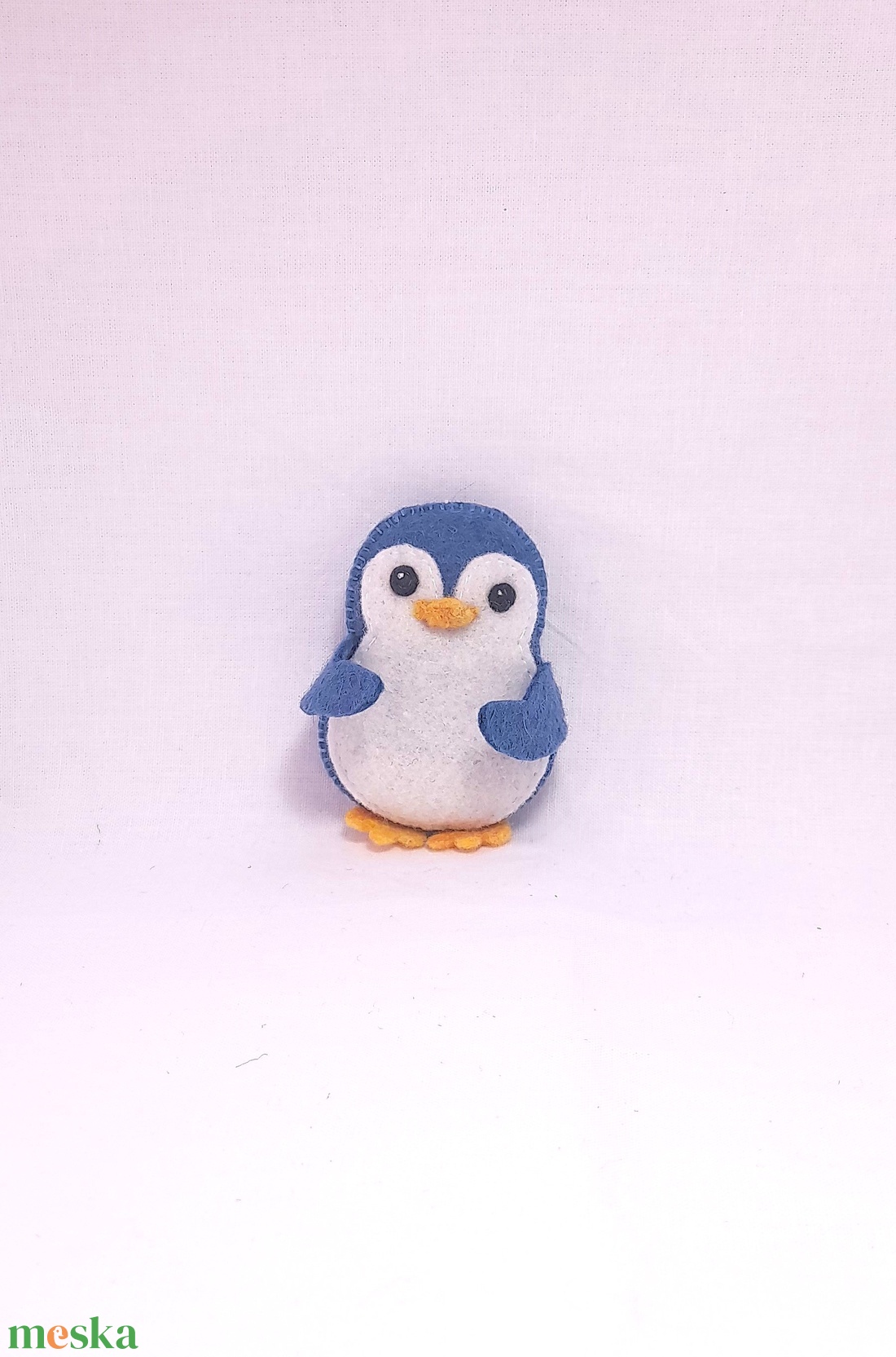 Vidám szines pingvinek - sötétkék. - otthon & életmód - dekoráció - fali és függő dekoráció - függődísz - Meska.hu