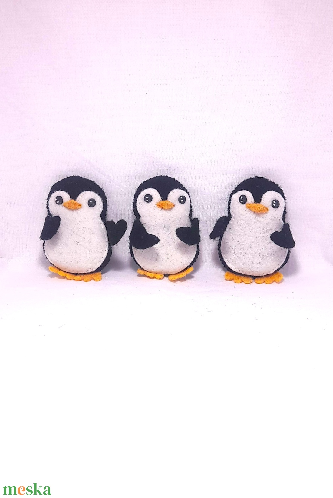 Vidám filc pingvinek. - otthon & életmód - dekoráció - fali és függő dekoráció - függődísz - Meska.hu