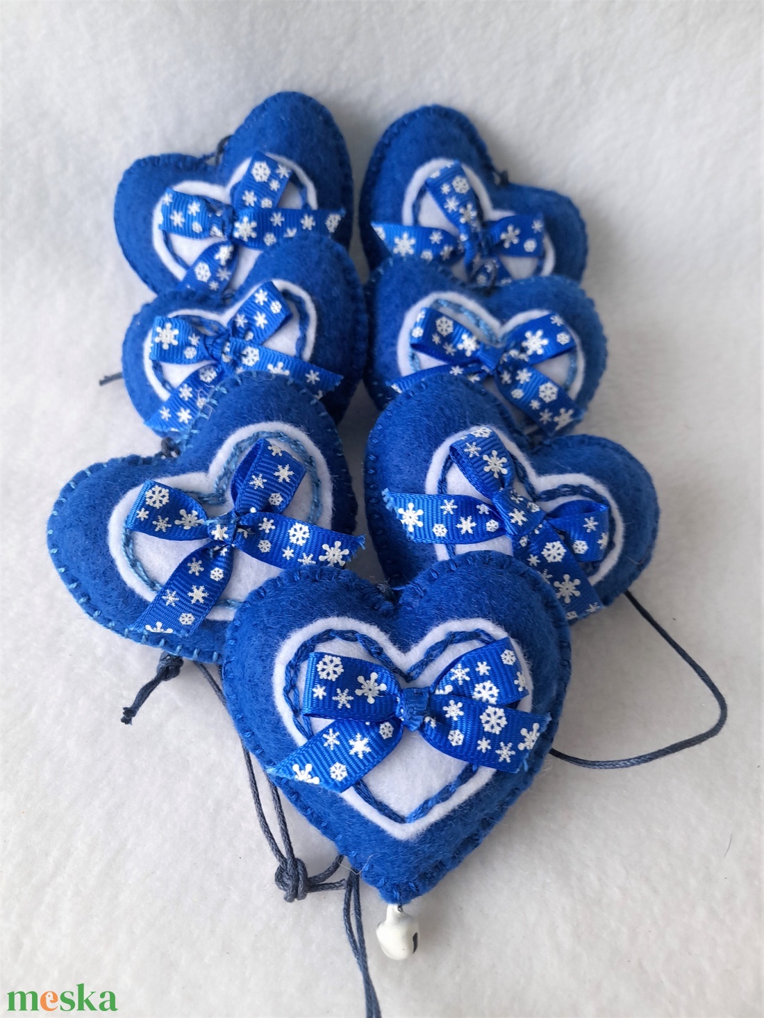 Királykék karácsonyi filc díszek. - karácsony - karácsonyi lakásdekoráció - karácsonyfadíszek - Meska.hu