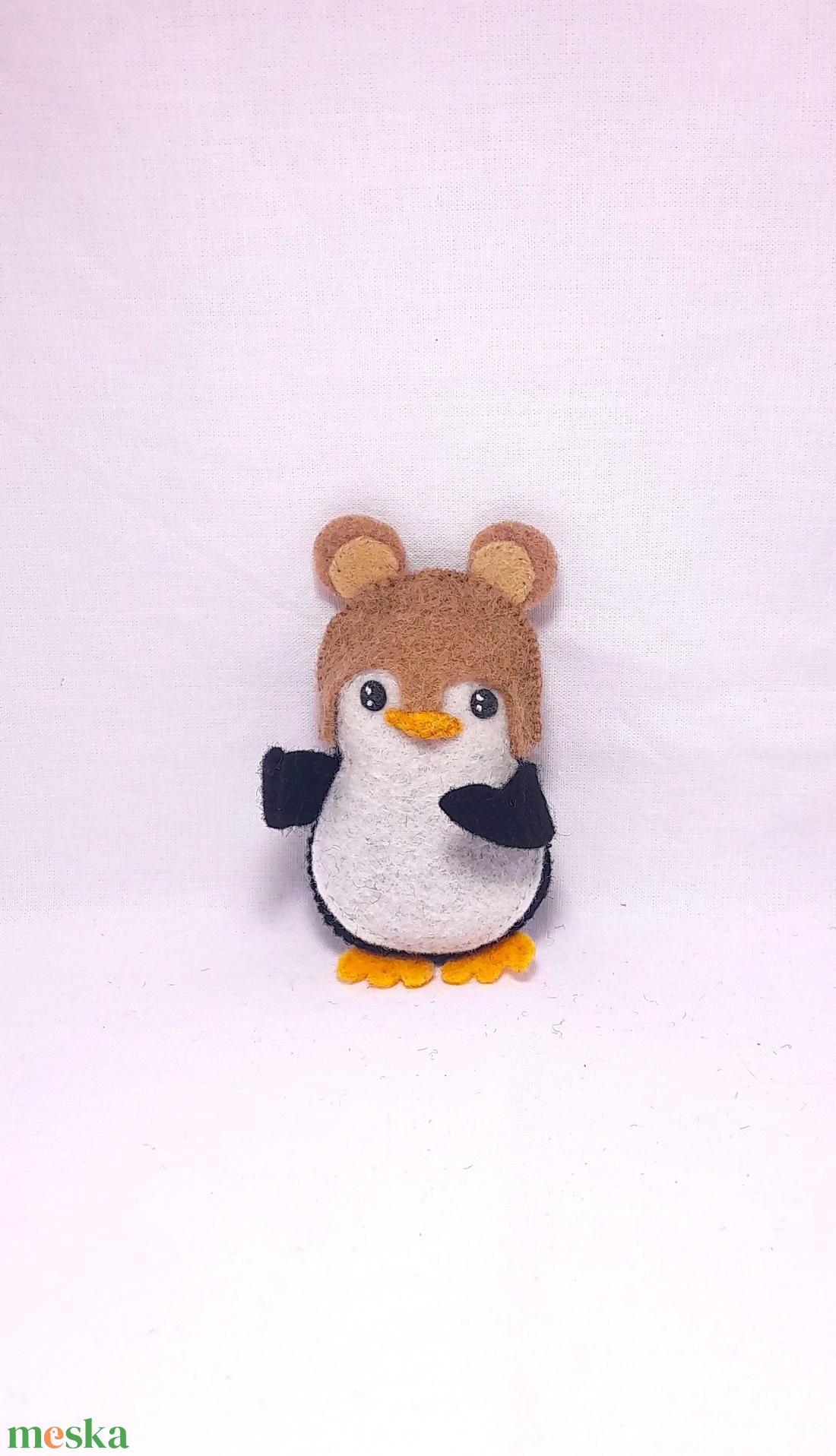 Maci sapkás filc pingvin. - játék & sport - plüssállat & játékfigura - más figura - Meska.hu