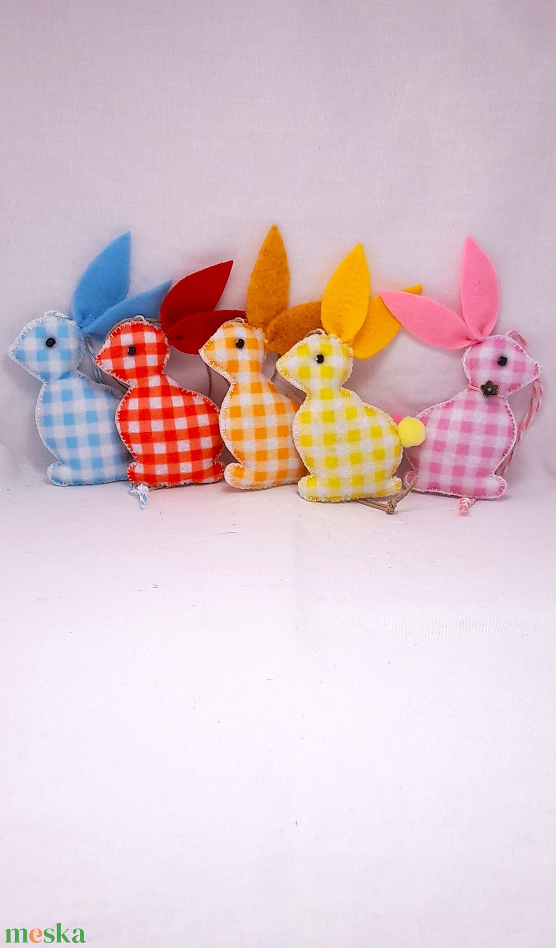 Kockás filc húsvéti nyuszik. - otthon & életmód - dekoráció - fali és függő dekoráció - függődísz - Meska.hu