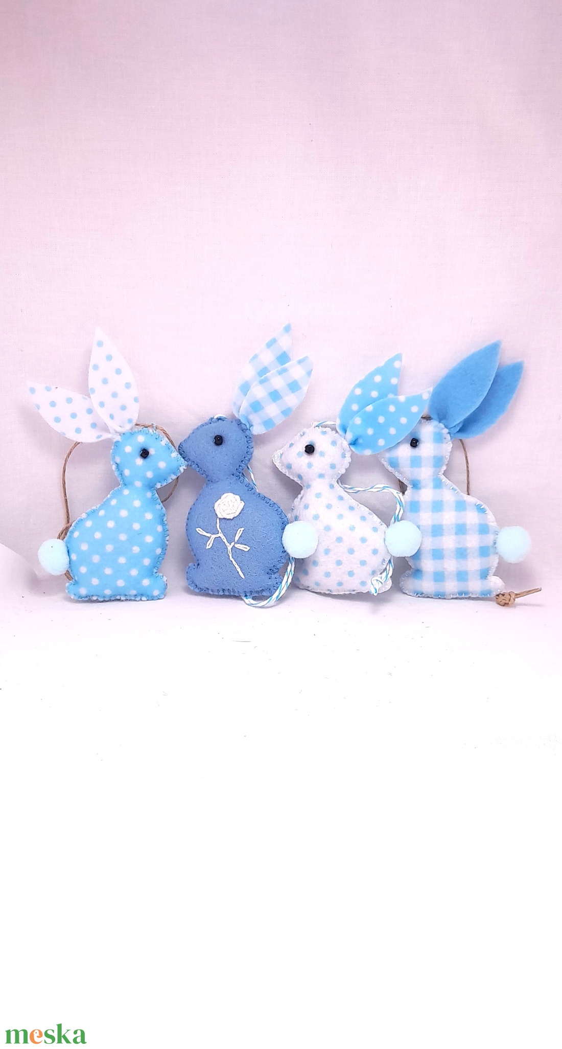 Kék filc húsvéti nyuszik. - otthon & életmód - dekoráció - fali és függő dekoráció - függődísz - Meska.hu