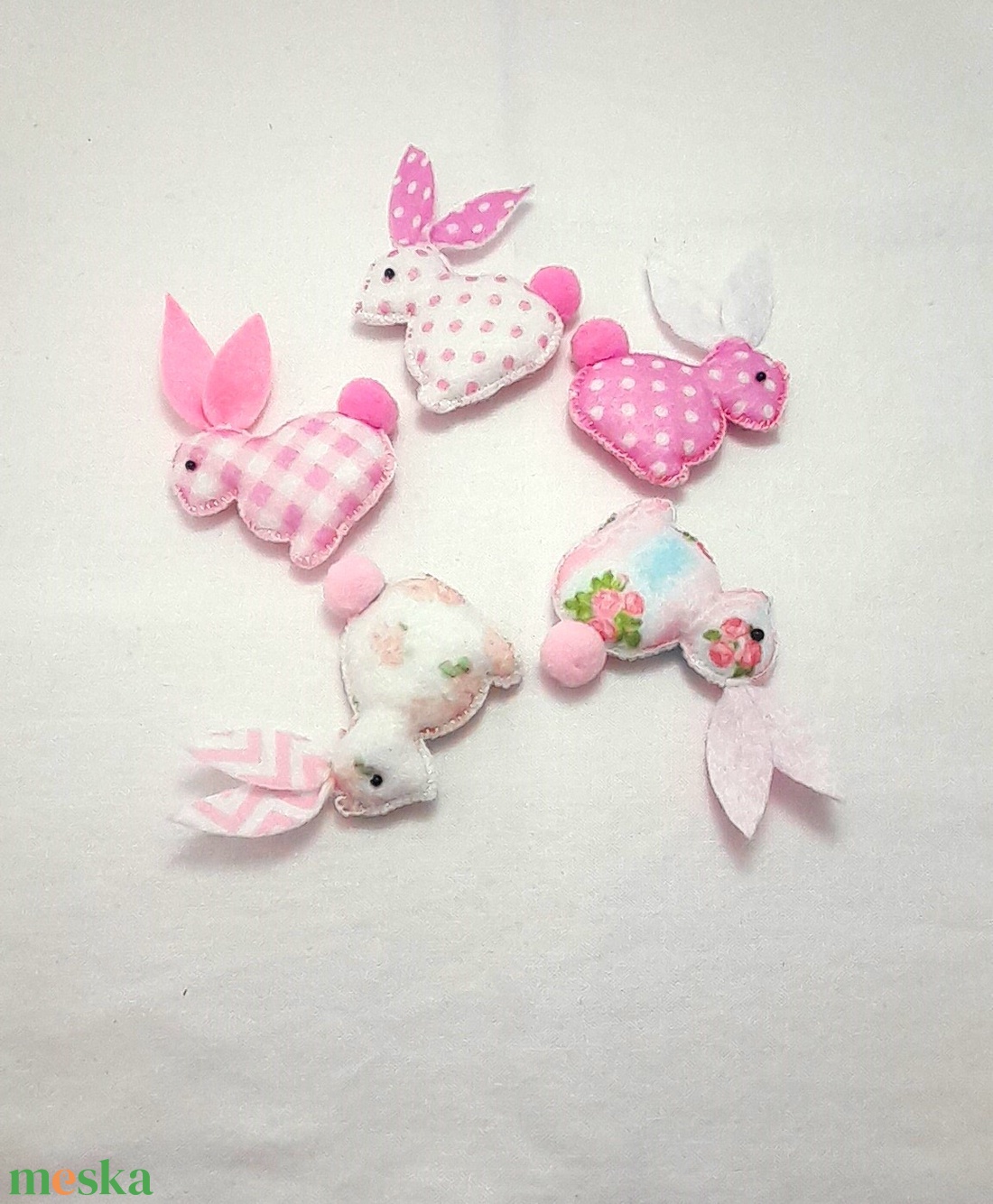 Rózsaszín filc mini húsvéti nyuszik. - otthon & életmód - dekoráció - fali és függő dekoráció - függődísz - Meska.hu