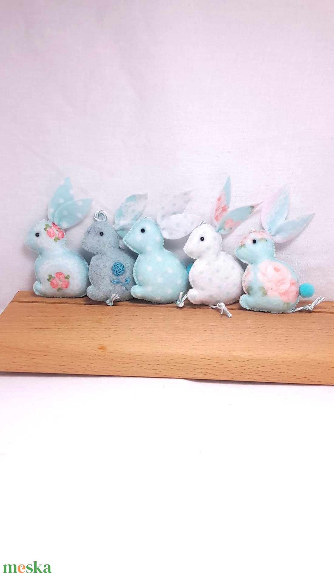 Menta filc mini húsvéti nyuszik. - ünnepi díszek, dekorációk - húsvéti díszek és dekorációk - húsvéti tojásfadíszek - Meska.hu