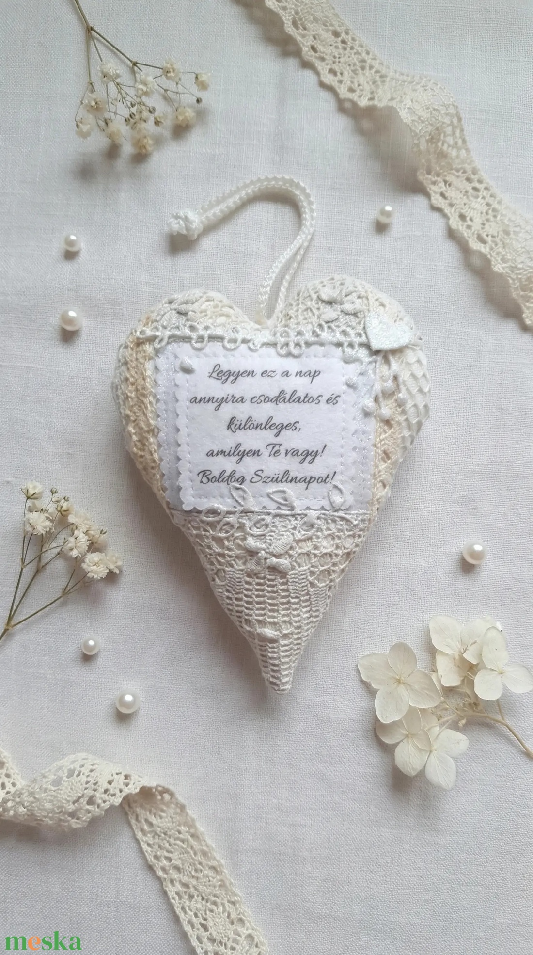 Romantikus csipke szív Születésnapra. - otthon & életmód - dekoráció - fali és függő dekoráció - függődísz - Meska.hu
