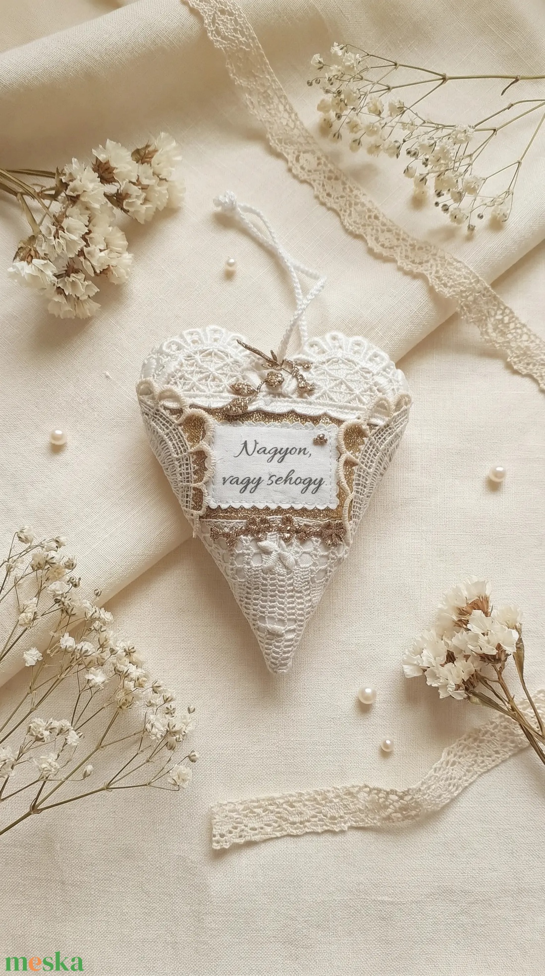 Motíváló Romantikus csipke szív . - otthon & életmód - dekoráció - fali és függő dekoráció - függődísz - Meska.hu