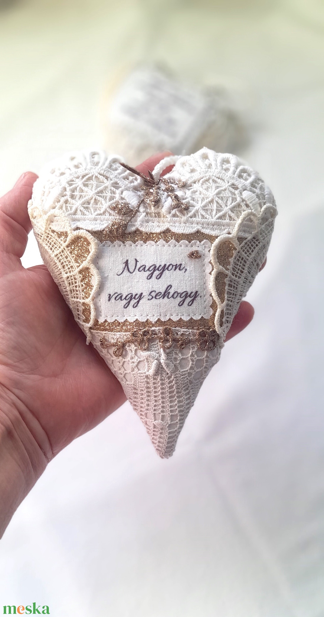 Motíváló Romantikus csipke szív . - otthon & életmód - dekoráció - fali és függő dekoráció - függődísz - Meska.hu