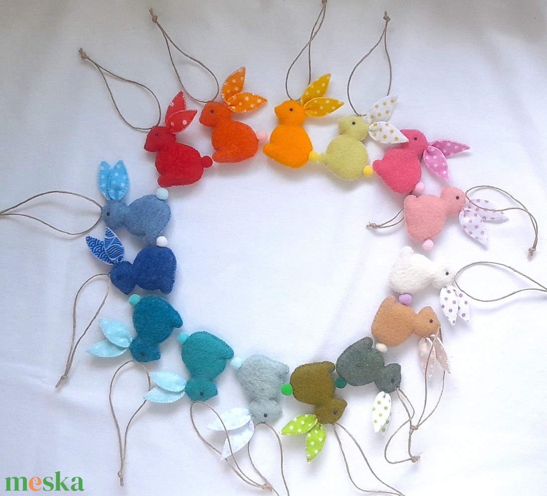  Pöttyösfülü mini húsvéti filc nyuszik. - ünnepi díszek, dekorációk - húsvéti díszek és dekorációk - húsvéti tojásfadíszek - Meska.hu