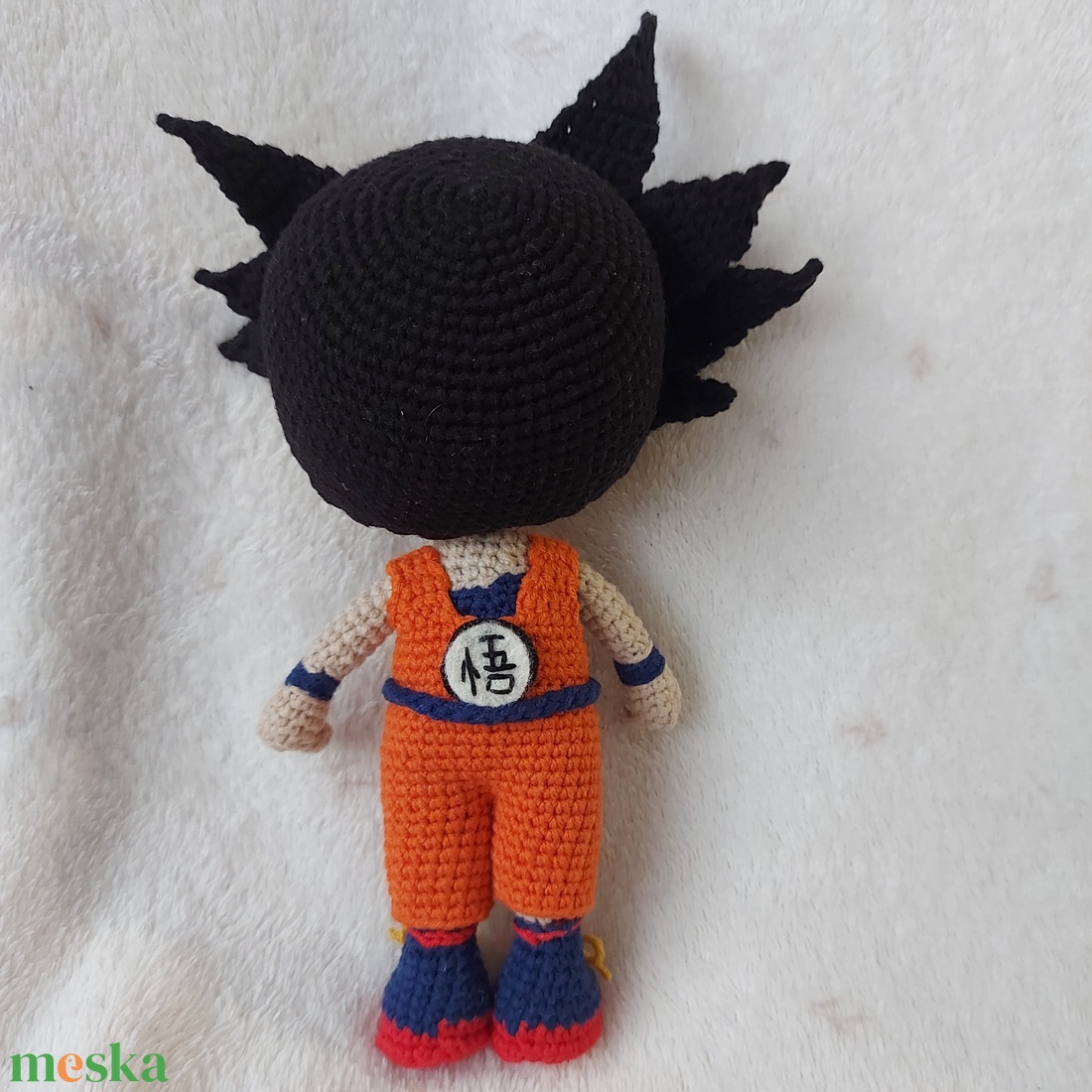 Horgolt Goku figura - játék & sport - plüssállat & játékfigura - plüss mesefigurák - Meska.hu