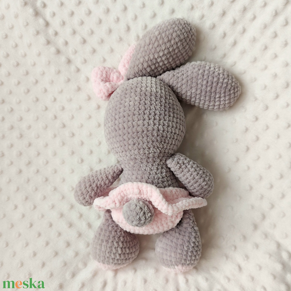 Horgolt masnis nyuszilány - játék & sport - plüssállat & játékfigura - nyuszi - Meska.hu