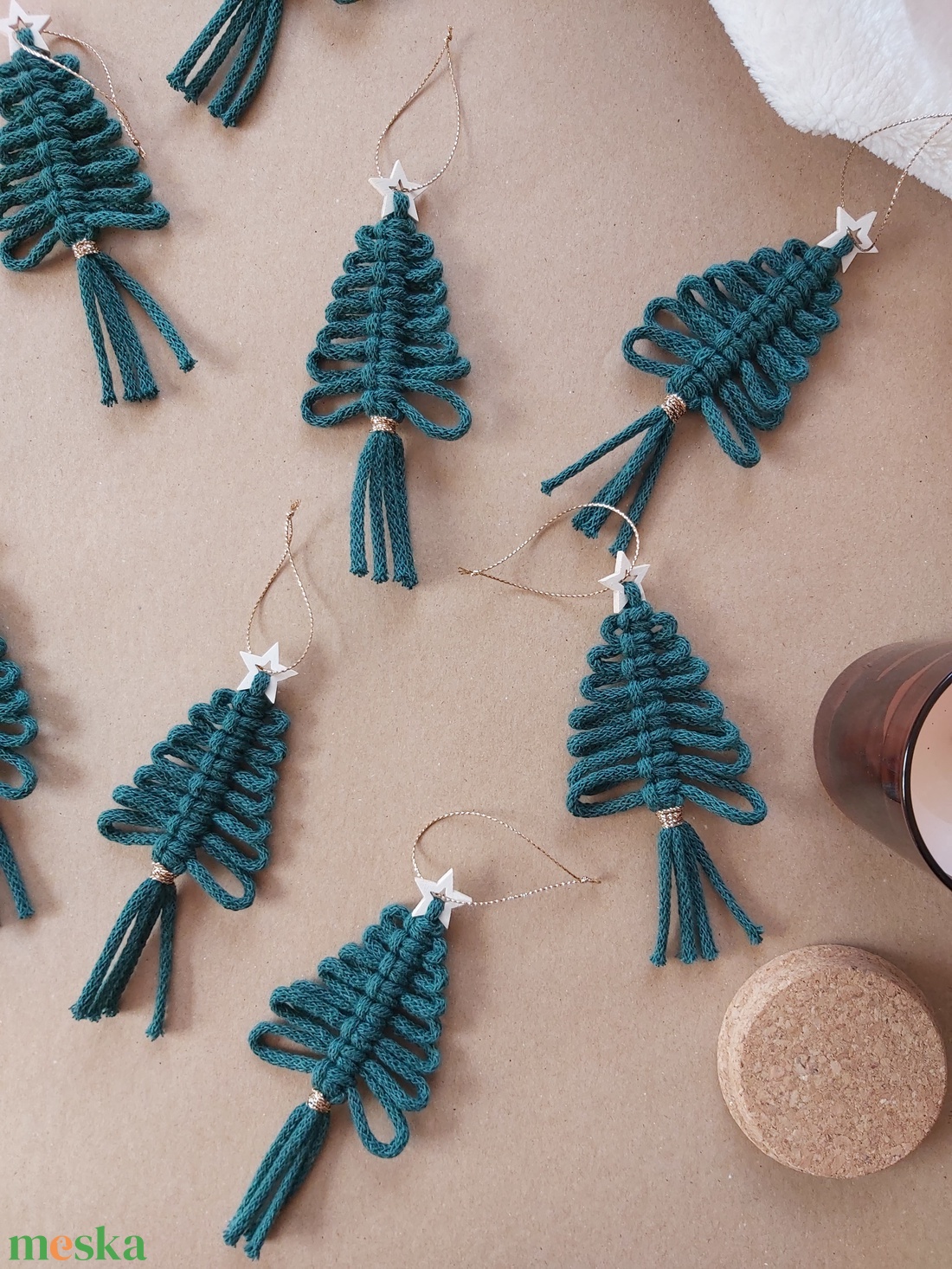 Makramé fenyőfa dísz - karácsony - karácsonyi lakásdekoráció - karácsonyfadíszek - Meska.hu