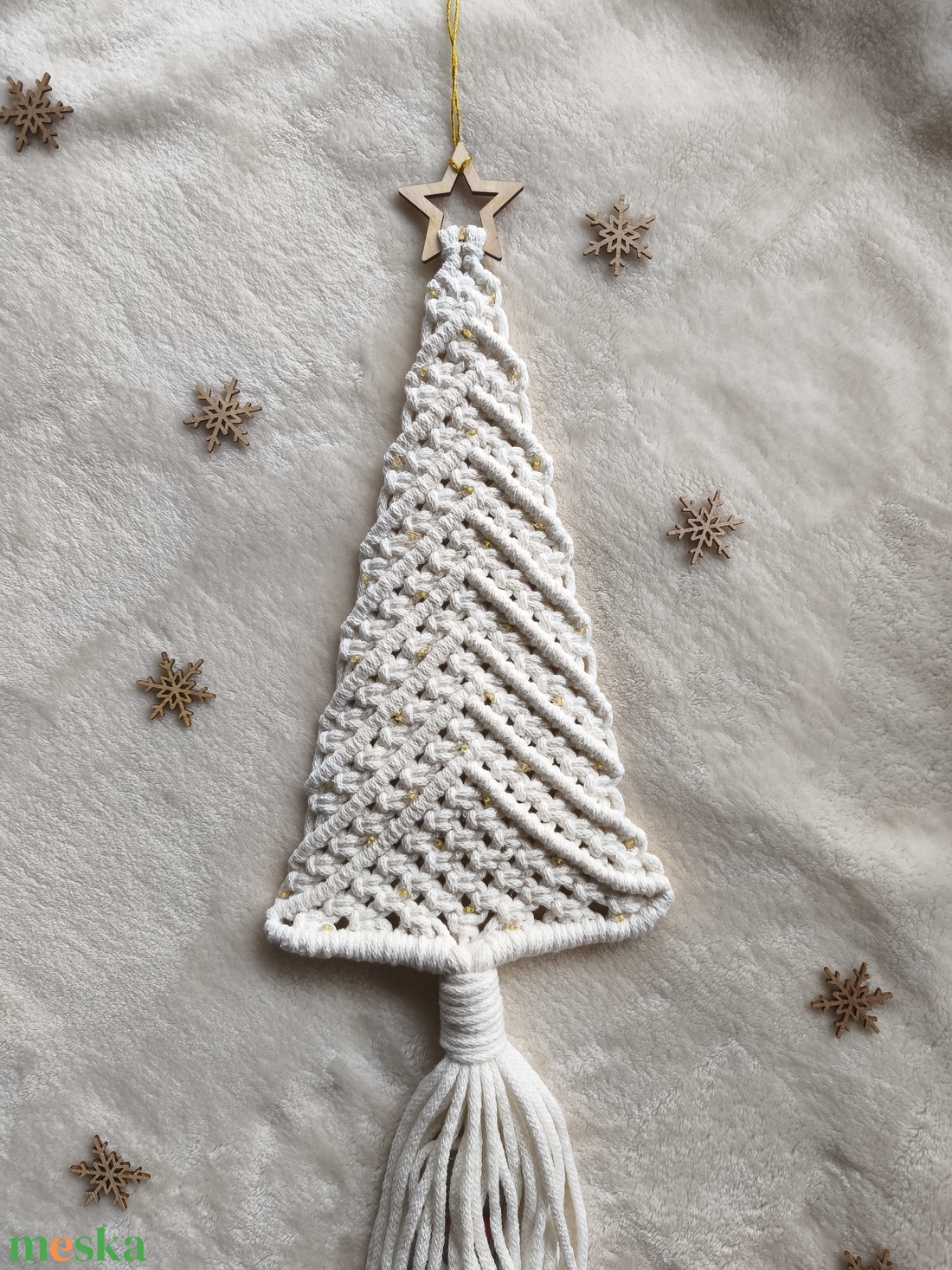 Makramé nagy fenyő dekoráció - karácsony - karácsonyi lakásdekoráció - karácsonyi lakásdíszek - Meska.hu