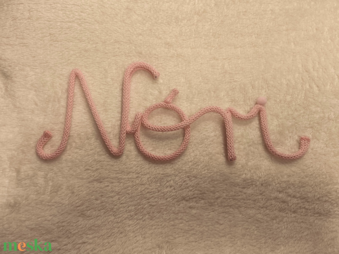 Fonal név - baba - mama - babaszoba dekoráció - babanév dekoráció - Meska.hu