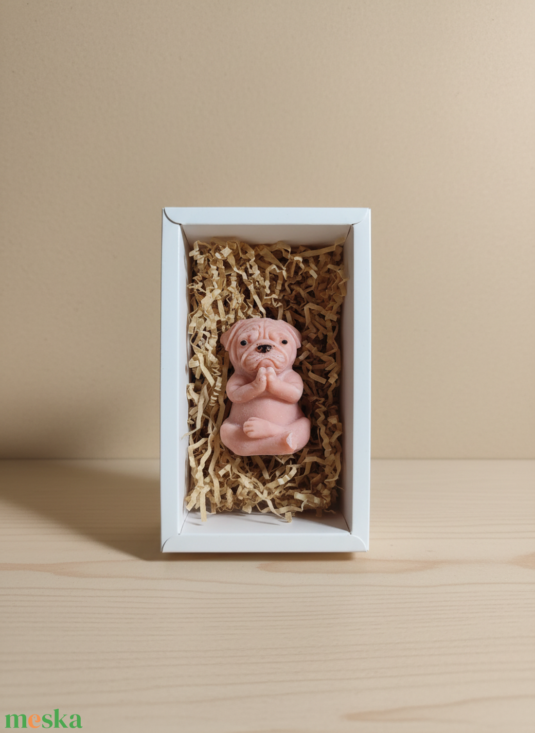 Mopsz kutya gyertya kézműves szójaviasz gyertya  - kellékek & szerszámok - dekorációs kellékek - dekorációs gyertya - Meska.hu