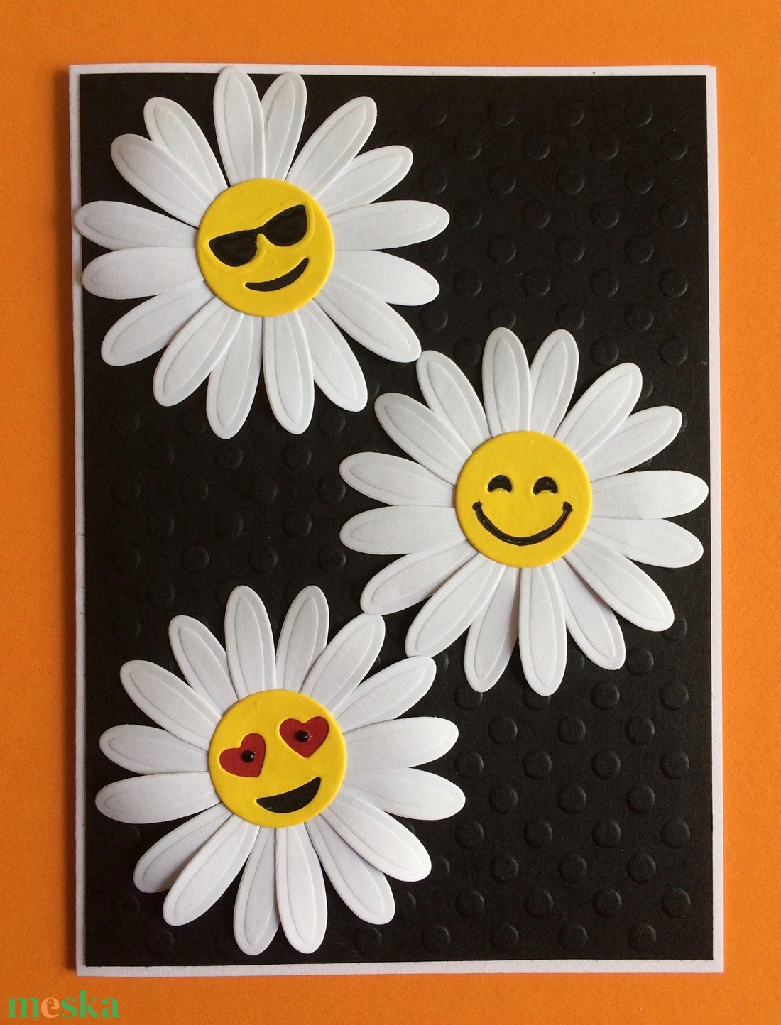 Emoji képeslap - otthon & életmód - papír, írószer - ajándékozás kellékei - képeslap, üdvözlőlap - Meska.hu Emoji képeslap - otthon & életmód - papír, írószer - ajándékozás kellékei - képeslap, üdvözlőlap - Meska.hu
