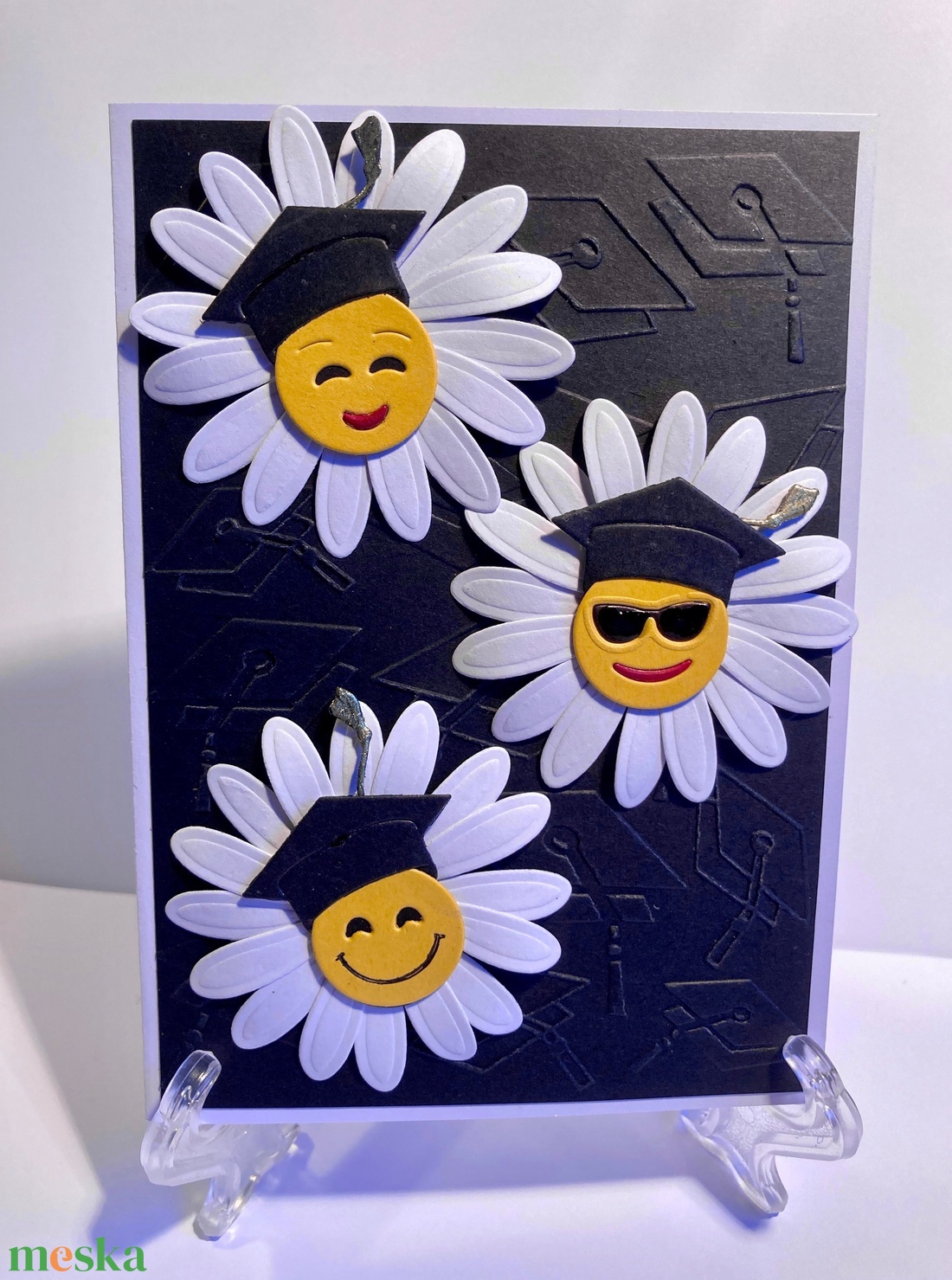 Ballagás, diplomaosztó, emoji üdvözlőlap, pénzátadó, ajándékkísérő, képeslap leírása - otthon & életmód - papír, írószer - Meska.hu Ballagás, diplomaosztó, emoji üdvözlőlap, pénzátadó, ajándékkísérő, képeslap leírása - otthon & életmód - papír, írószer - Meska.hu