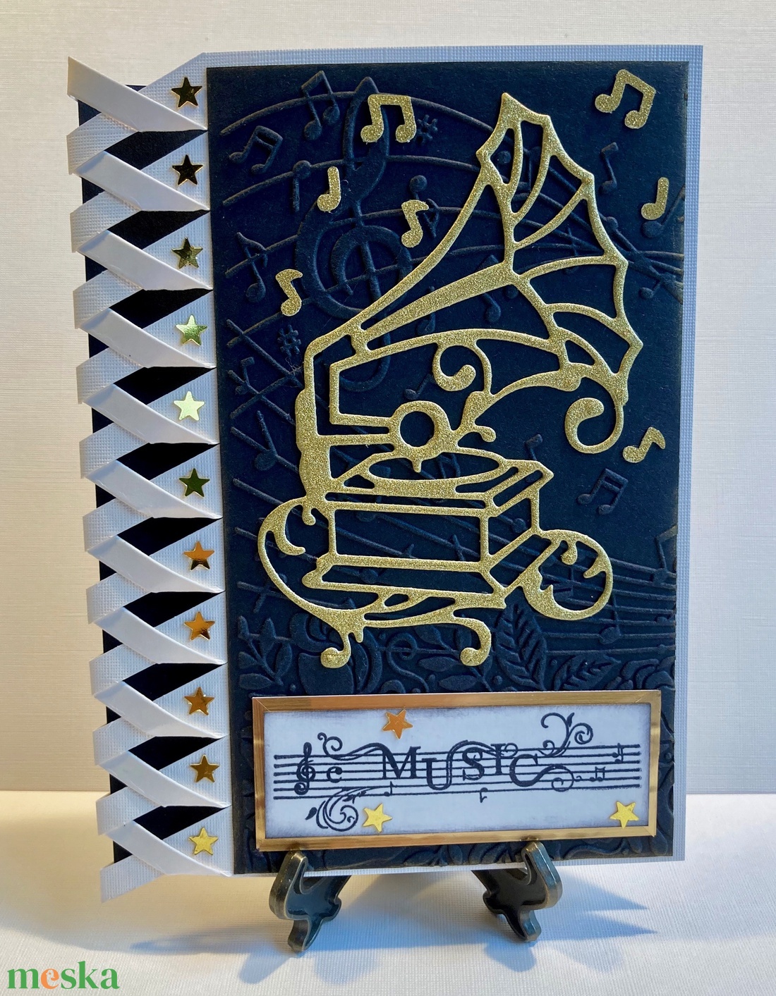 Gramofon képeslap, ajándékkísérő, zene, zenelejátszó - otthon & életmód - papír, írószer - Meska.hu Gramofon képeslap, ajándékkísérő, zene, zenelejátszó - otthon & életmód - papír, írószer - Meska.hu
