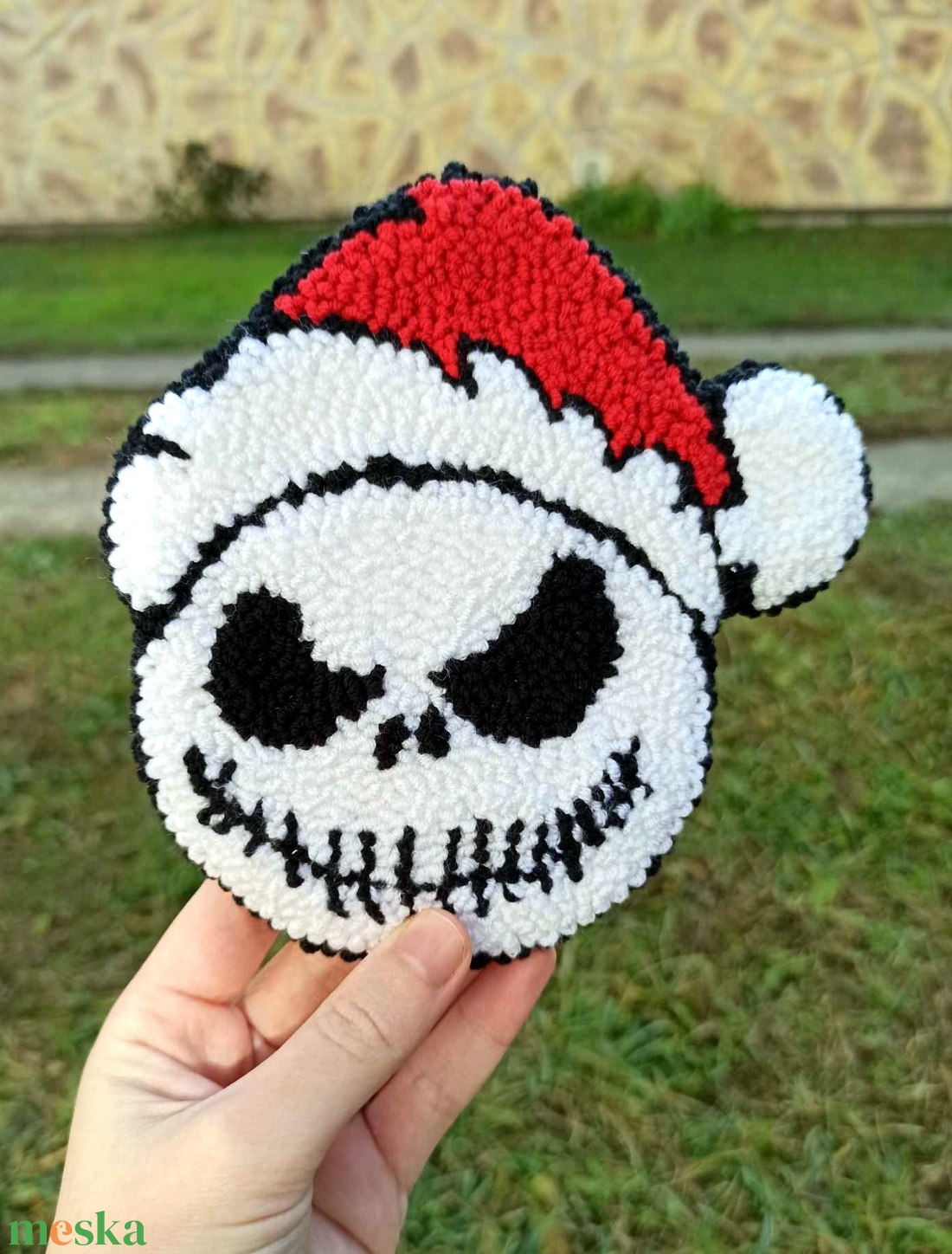Jack Skellington mikulás sapkában poháralátét - otthon & életmód - konyhafelszerelés, tálalás - tálalás - tányér- és poháralátét - Meska.hu