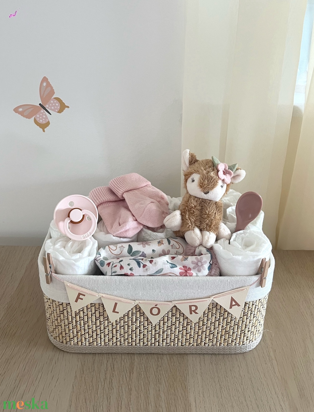 Őzikés pelenkabox - baba - mama - babalátogató ajándékcsomag - Meska.hu