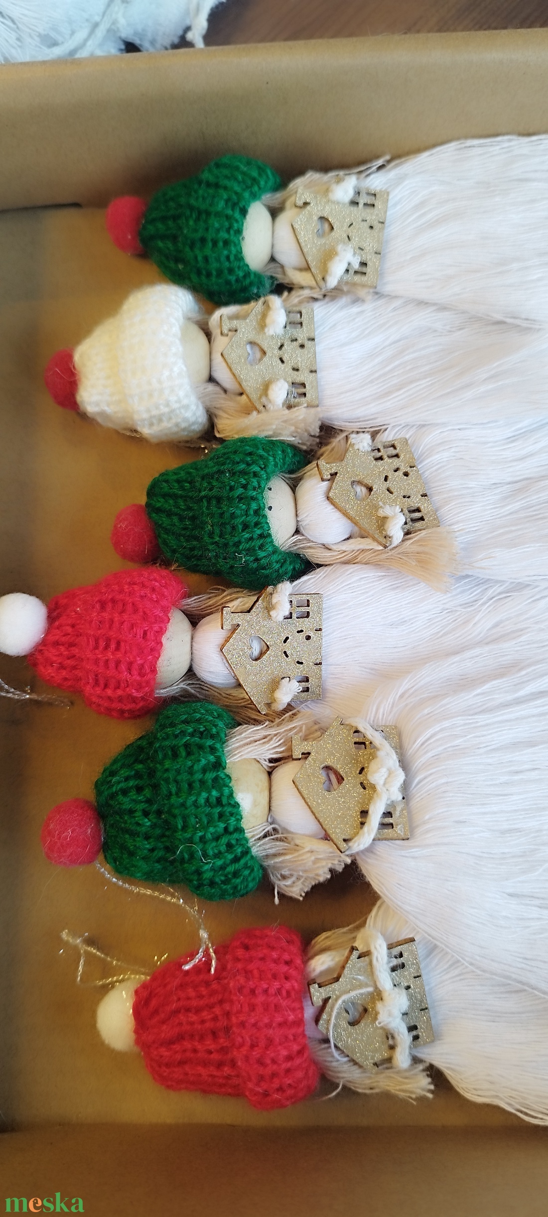 Manólány karácsonyfadíszek - karácsony - karácsonyi lakásdekoráció - karácsonyfadíszek - Meska.hu