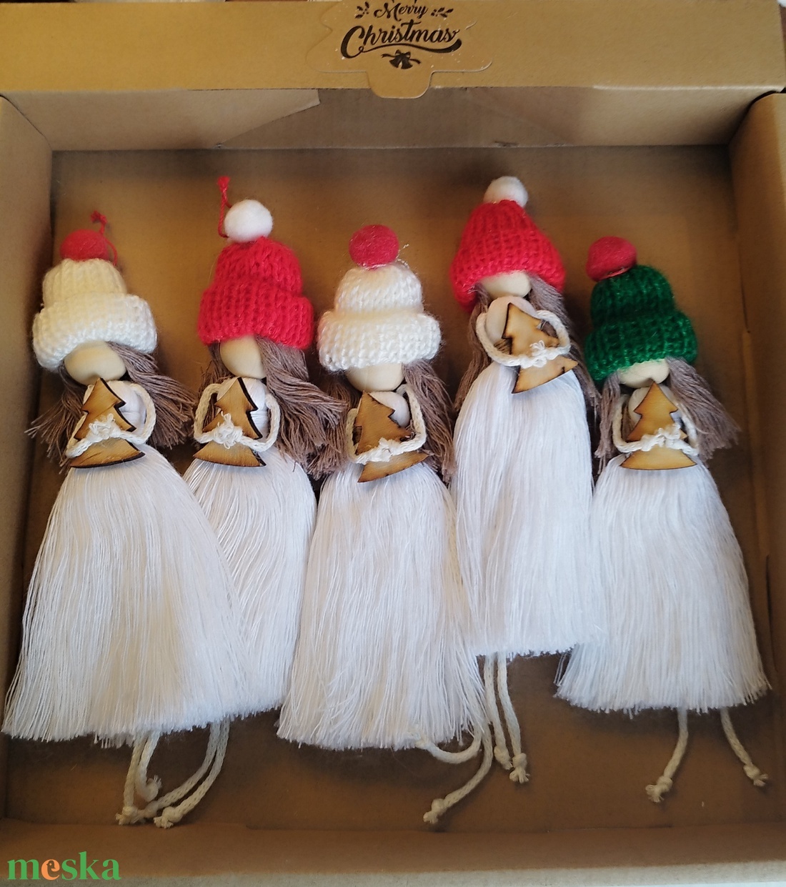 Manólány karácsonyfadíszek - karácsony - karácsonyi lakásdekoráció - karácsonyfadíszek - Meska.hu