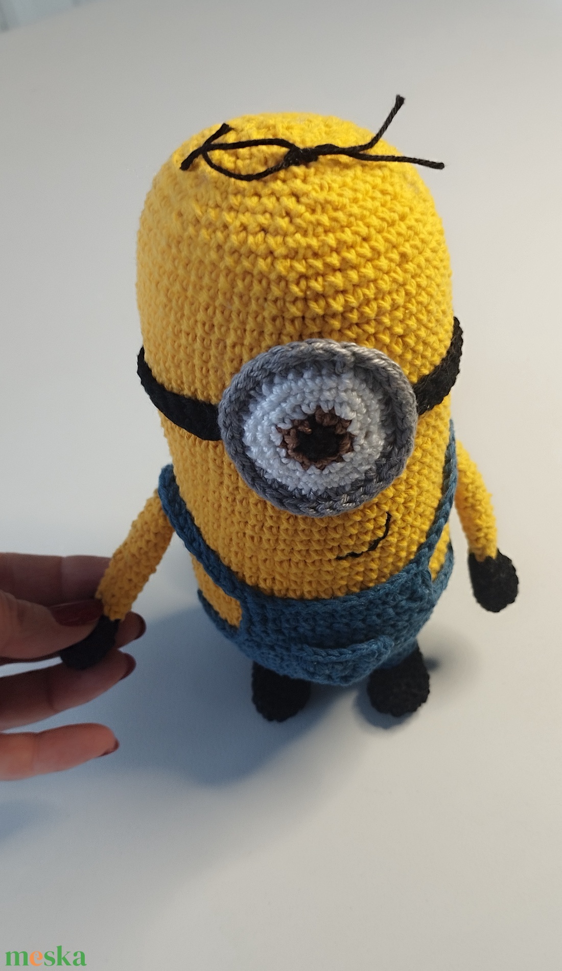 Minions - Stuart inspirálta horgolt figura - játék & sport - plüssállat & játékfigura - plüss mesefigurák - Meska.hu