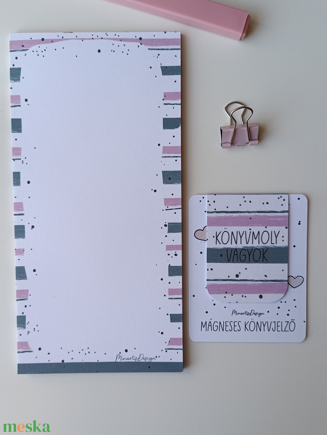 Jegyzettömb, könyvjelző szett - lila, kék csíkos - otthon & életmód - papír, írószer - jegyzetfüzet & napló - Meska.hu Jegyzettömb, könyvjelző szett - lila, kék csíkos - otthon & életmód - papír, írószer - jegyzetfüzet & napló - Meska.hu
