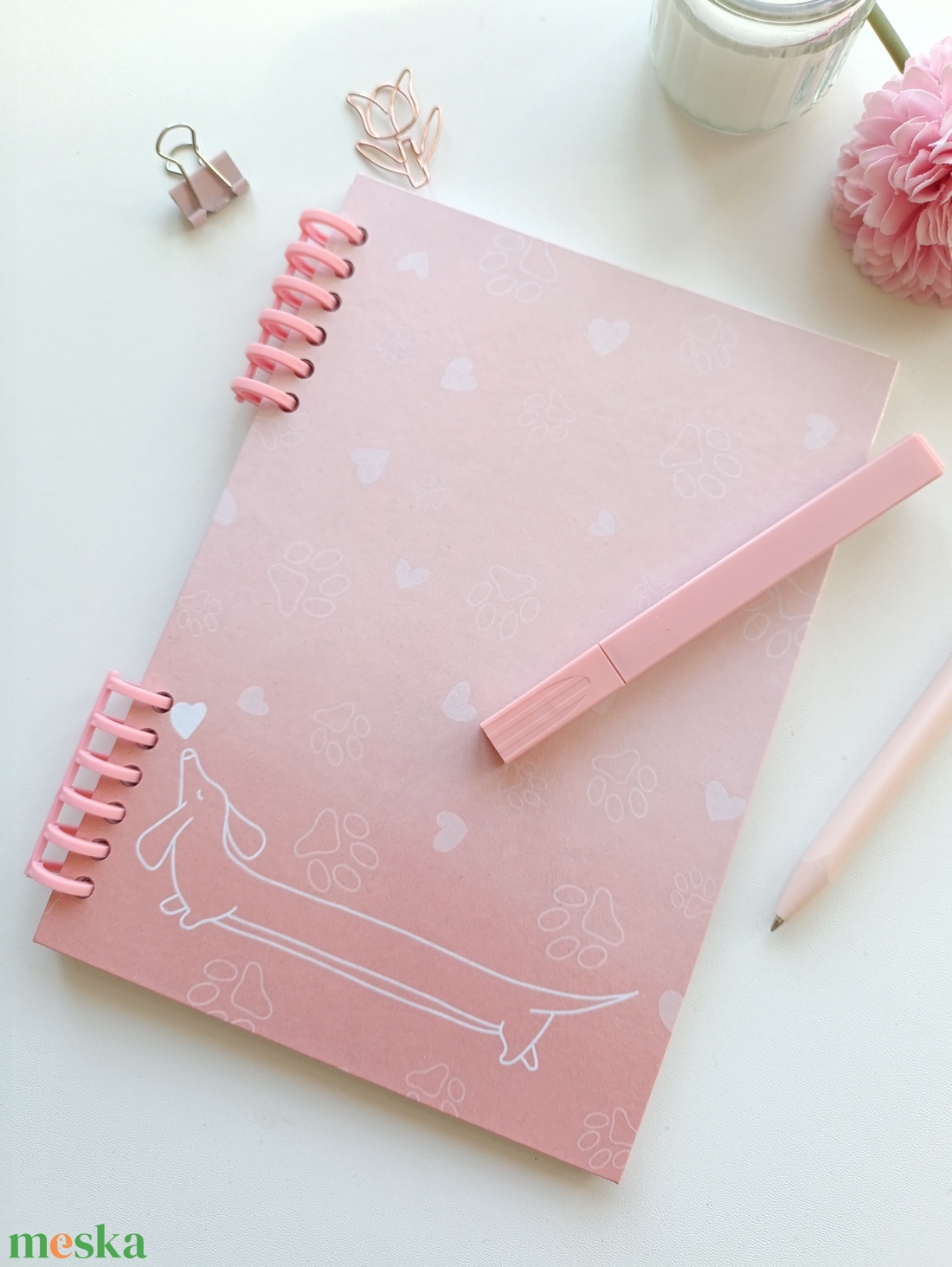 Rózsaszin tacskós spirálfüzet- A5 - otthon & életmód - papír, írószer - jegyzetfüzet & napló - Meska.hu